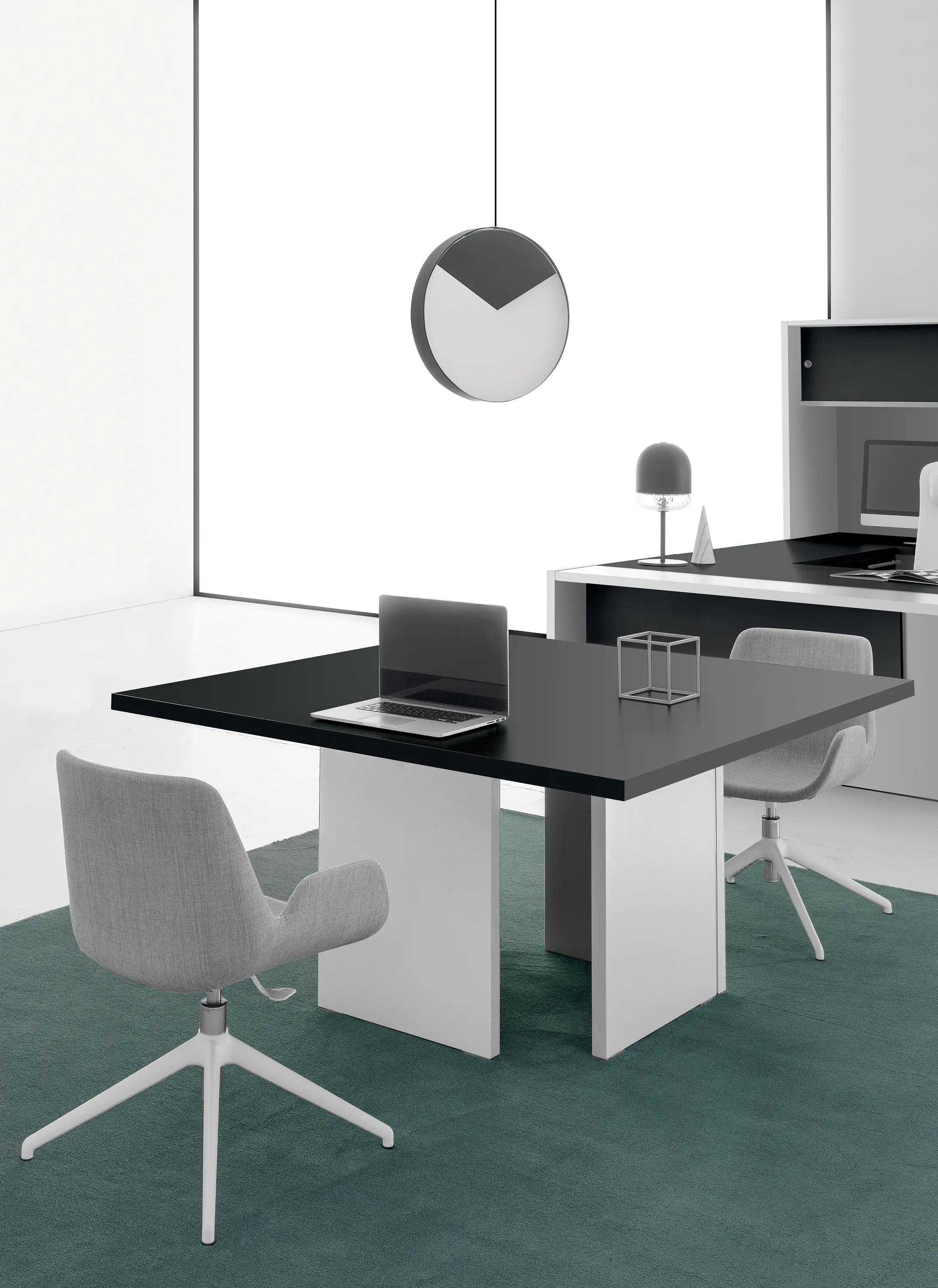 DVO S.R.L. - MEET - EXECUTIVE TABLES
