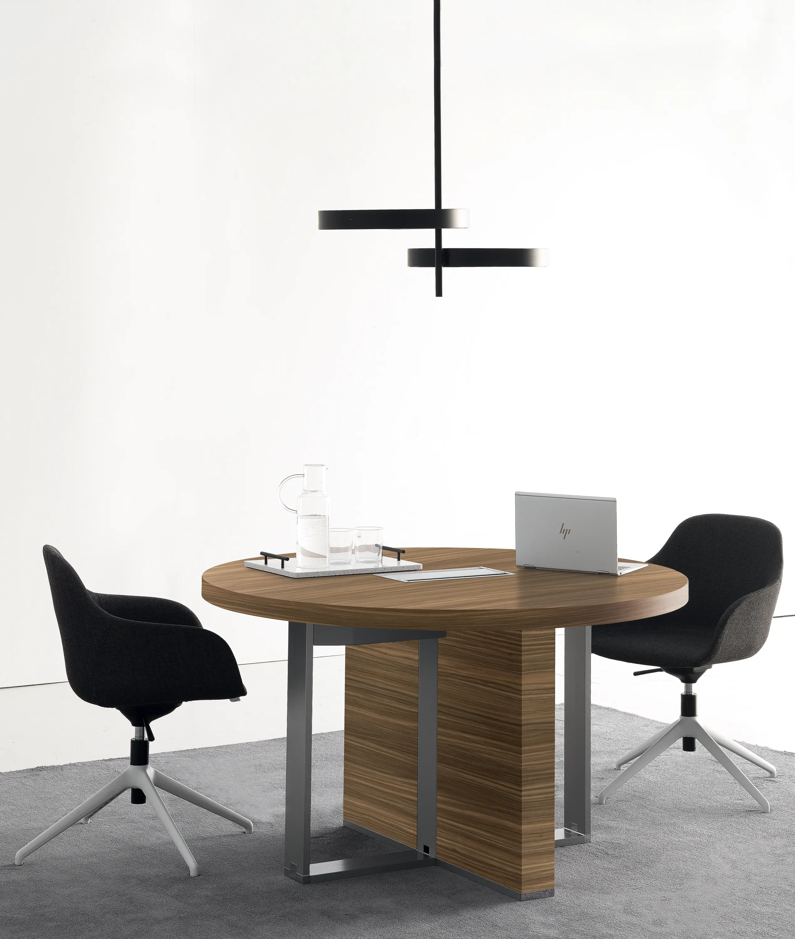 DVO S.R.L. - MEET - EXECUTIVE TABLES