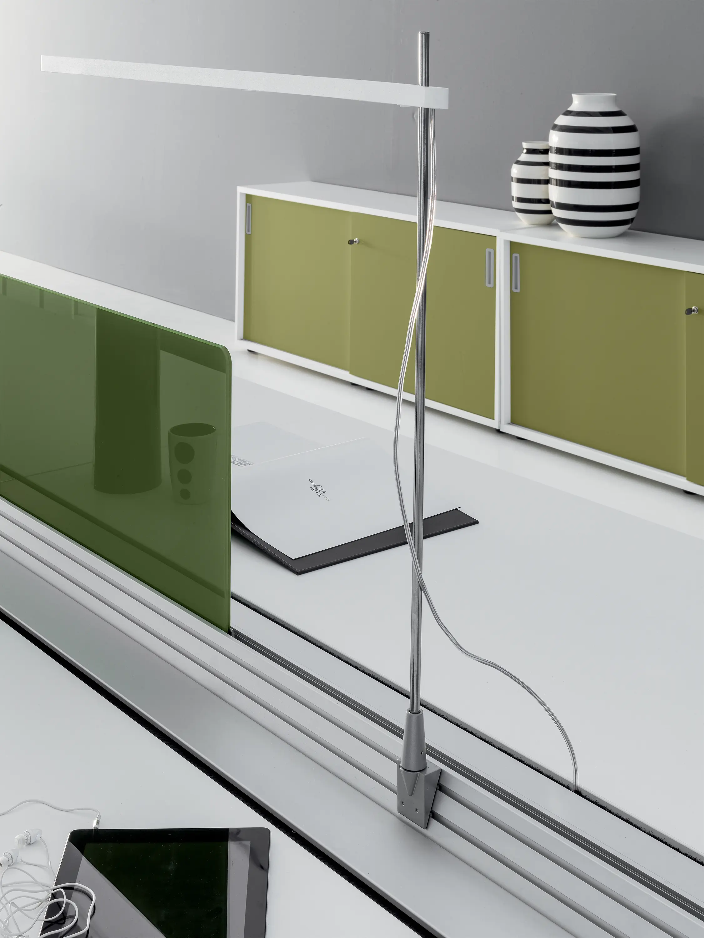 DVO S.R.L. - WIRE-MANAGEMENT