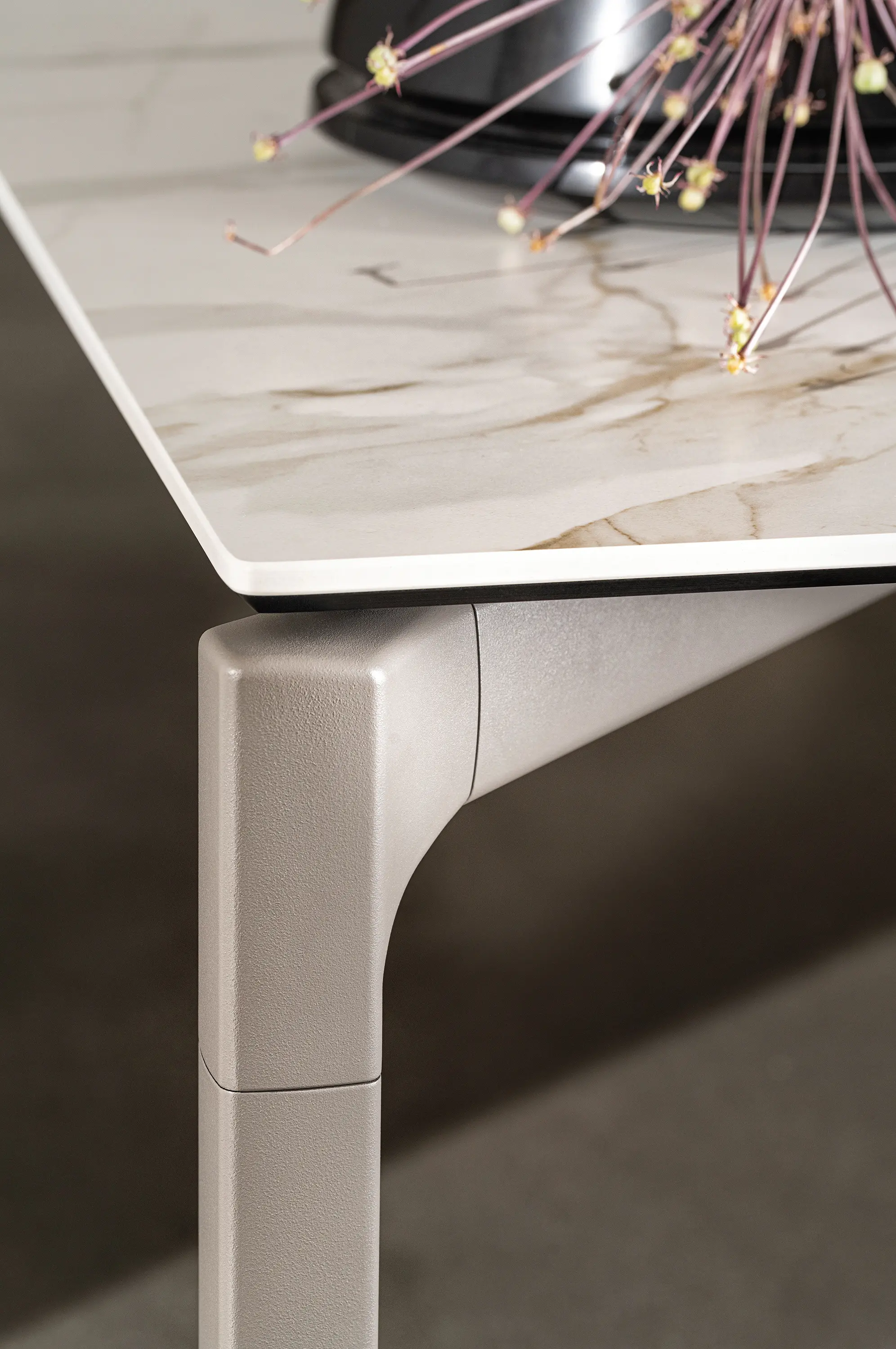 Sovet - Bone table