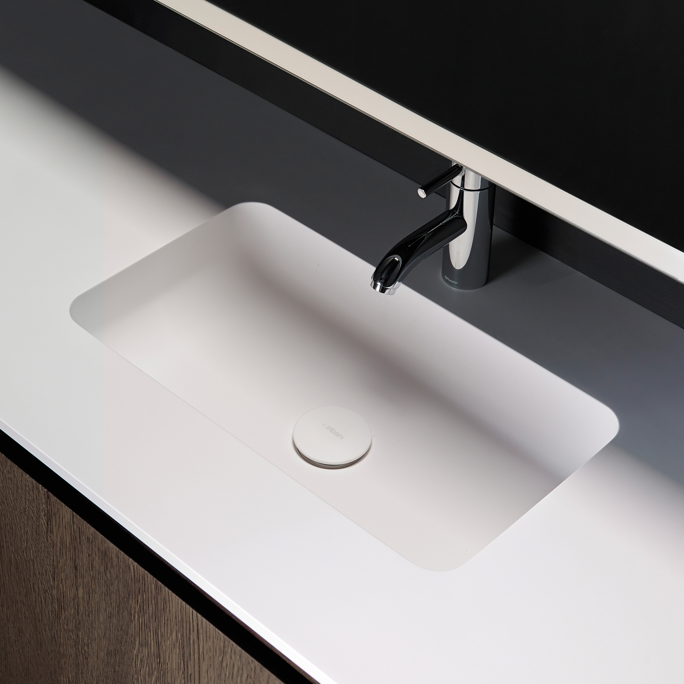 Display product H6 Solidsurface top with integrated washbasin from manufacturer Inbani