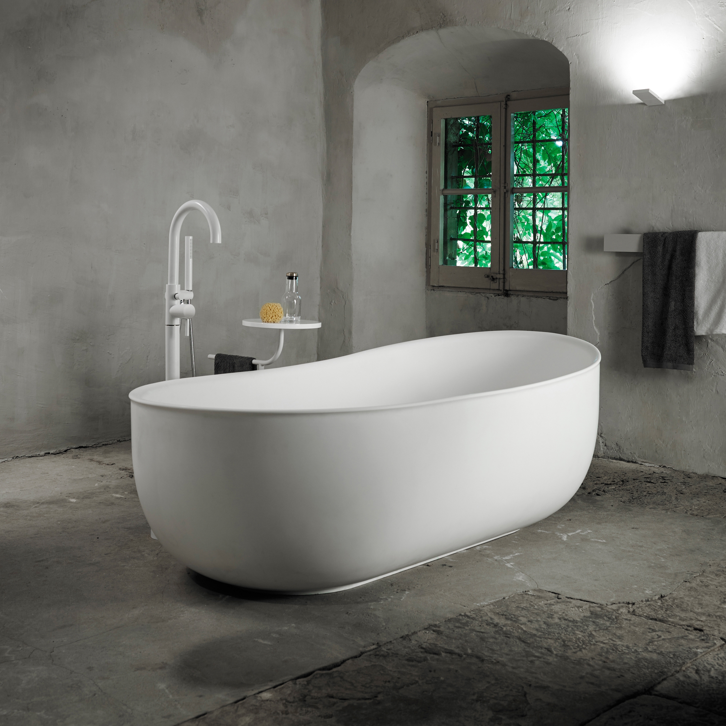 Produkt Prime Suit Solidsurface Badewannen des Herstellers Inbani anzeigen