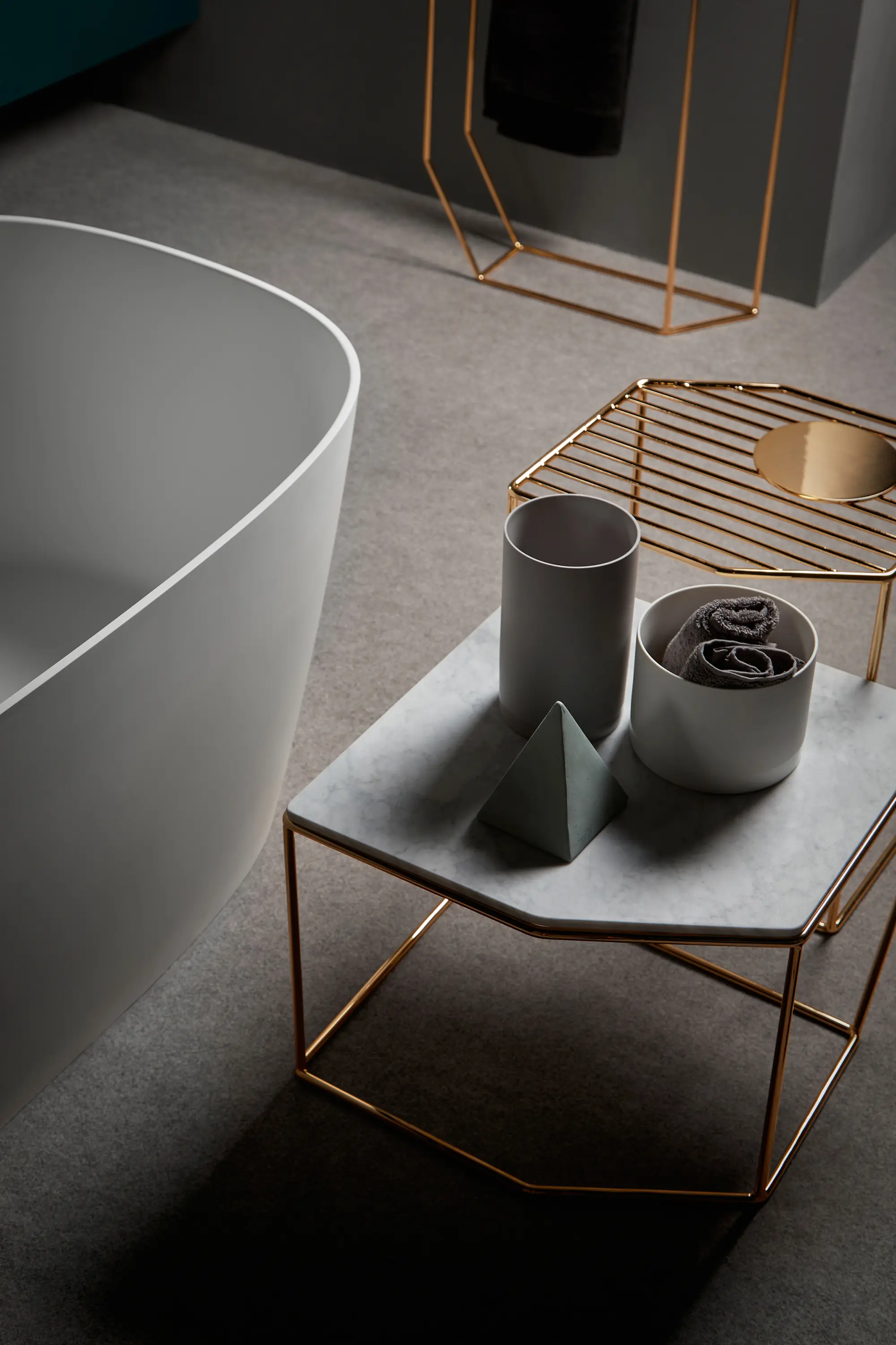 Inbani - Forma Side tables