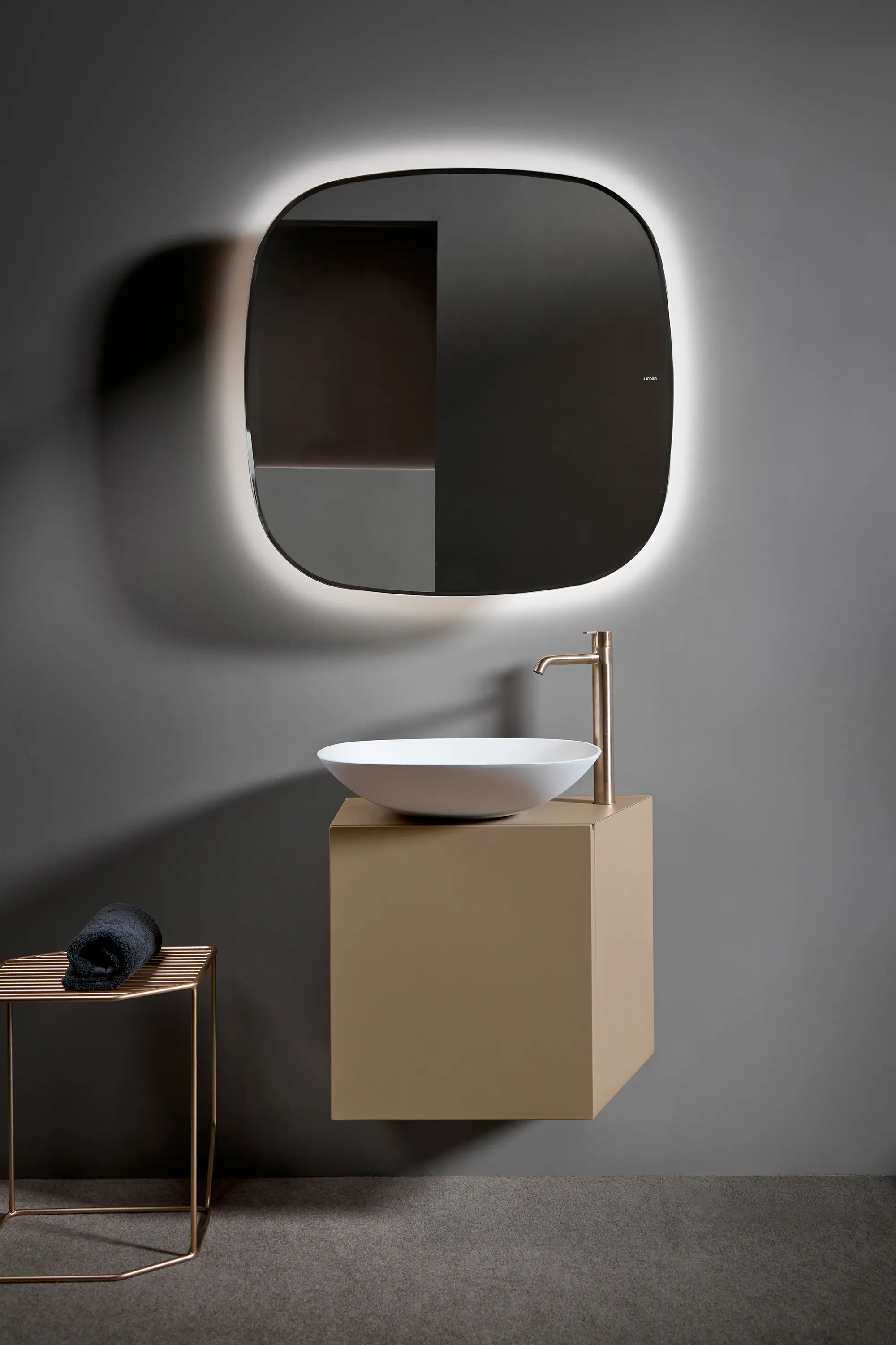 Inbani - Forma Lavandino su piano di lavoro in Topsolid L50