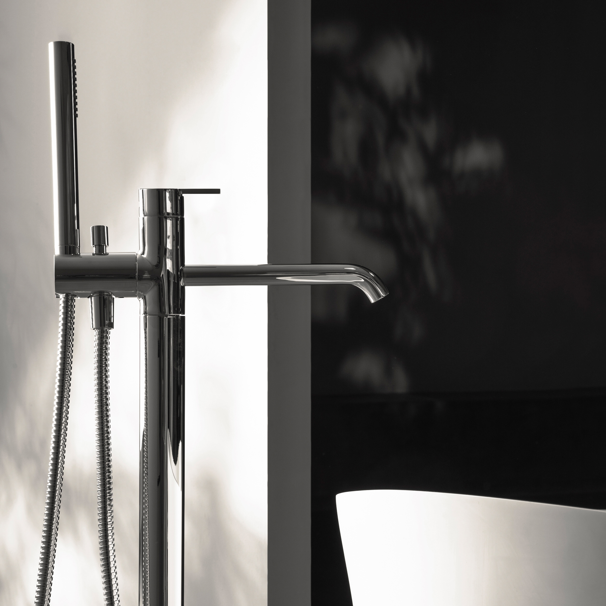 Display product Code  Chrome Freestanding Bathtub Mixer from manufacturer Inbani