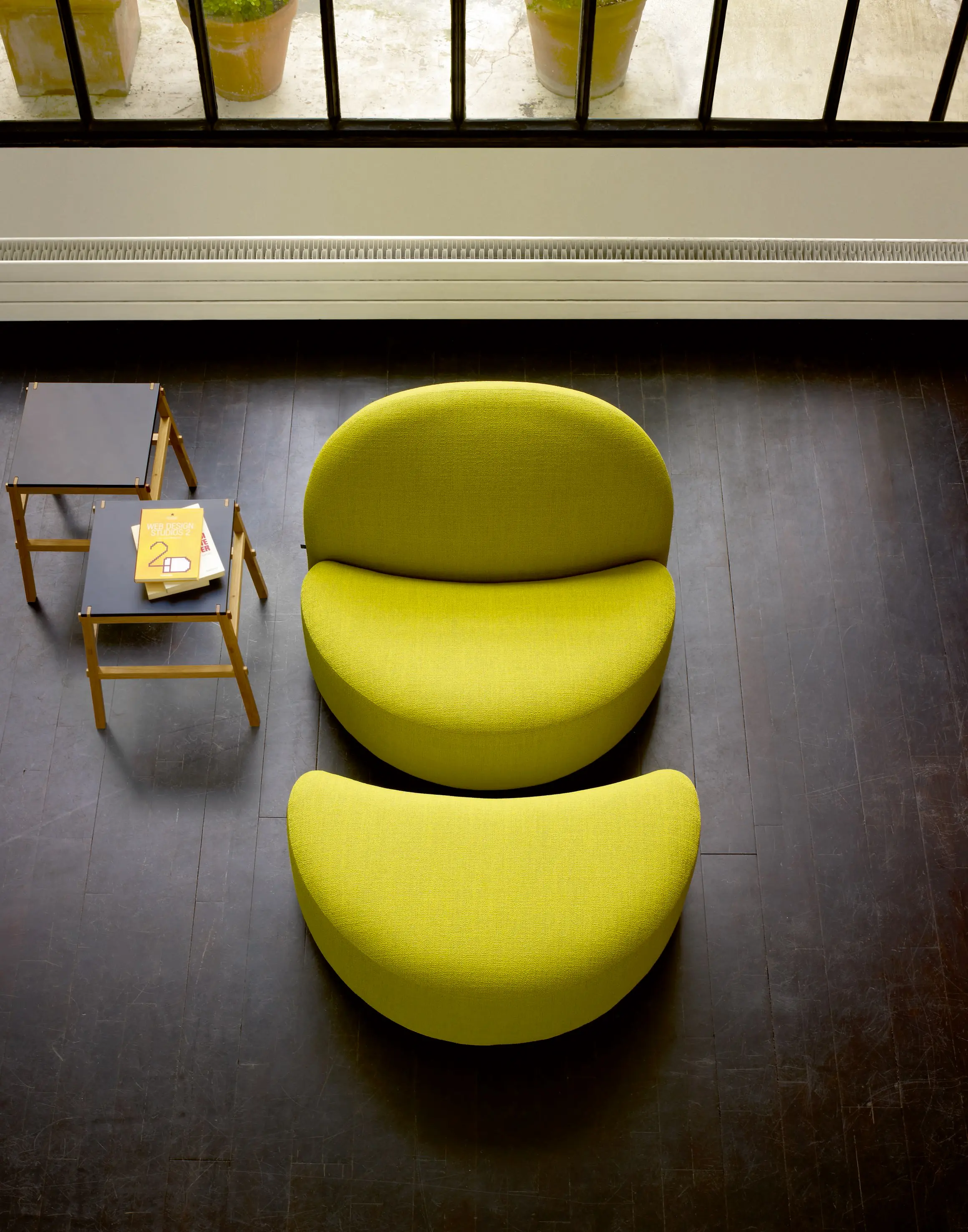 Ligne Roset - Elysee | Beistelltisch Mit 2 Platten Lack Senfgelb