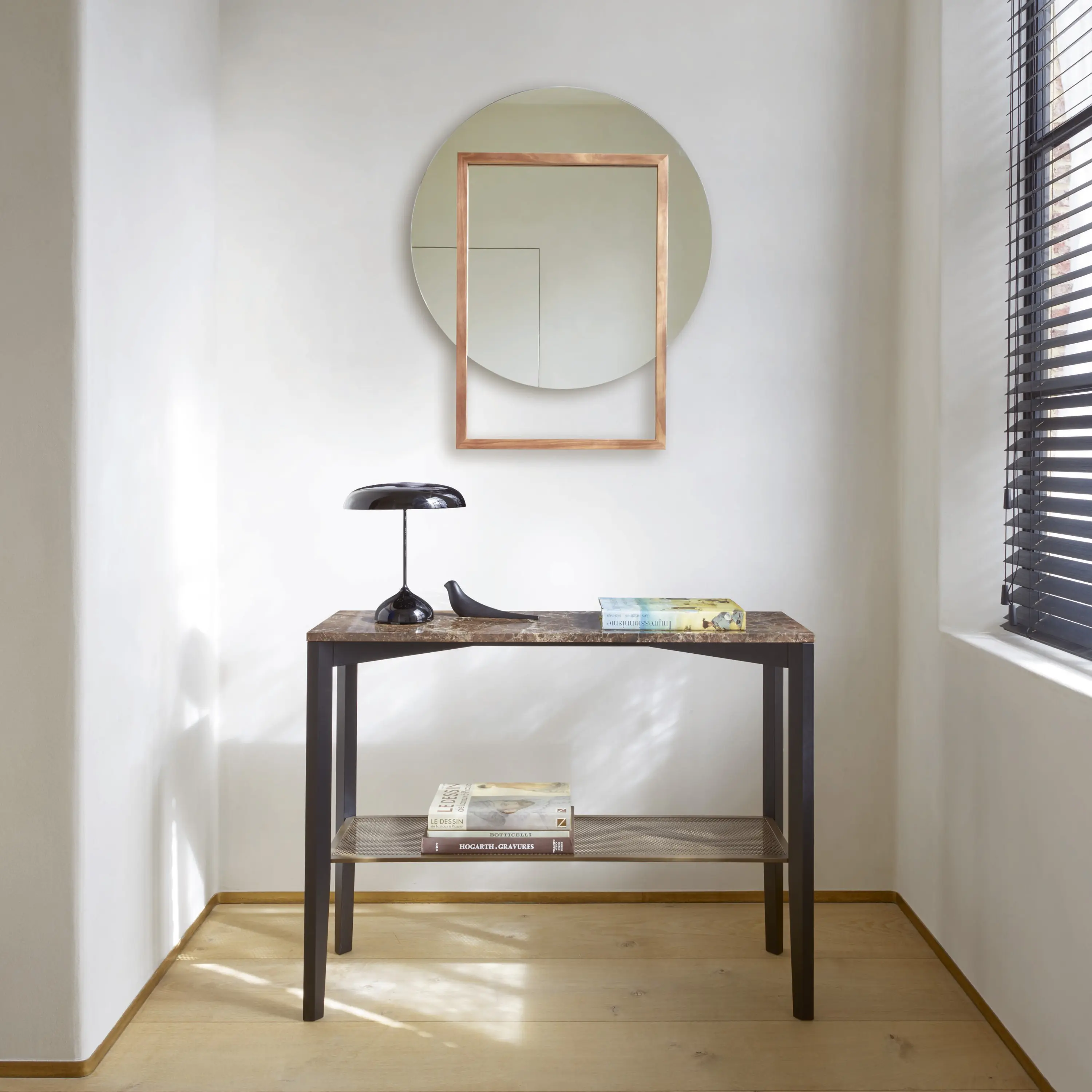 Ligne Roset - Mirror : Reunion |
