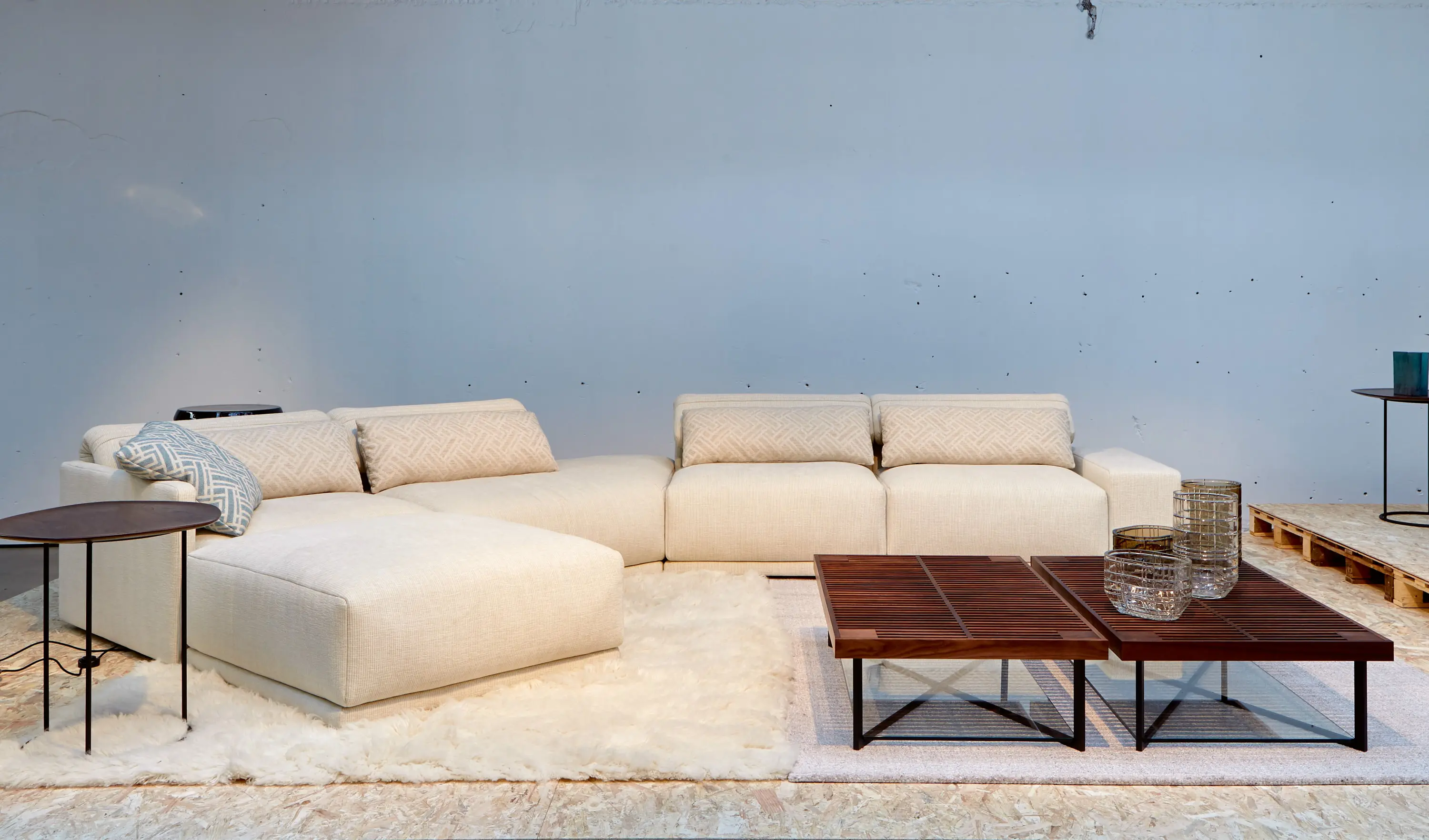 Ligne Roset - Ponton | Low Table Double Surface Black Lacquered Base
