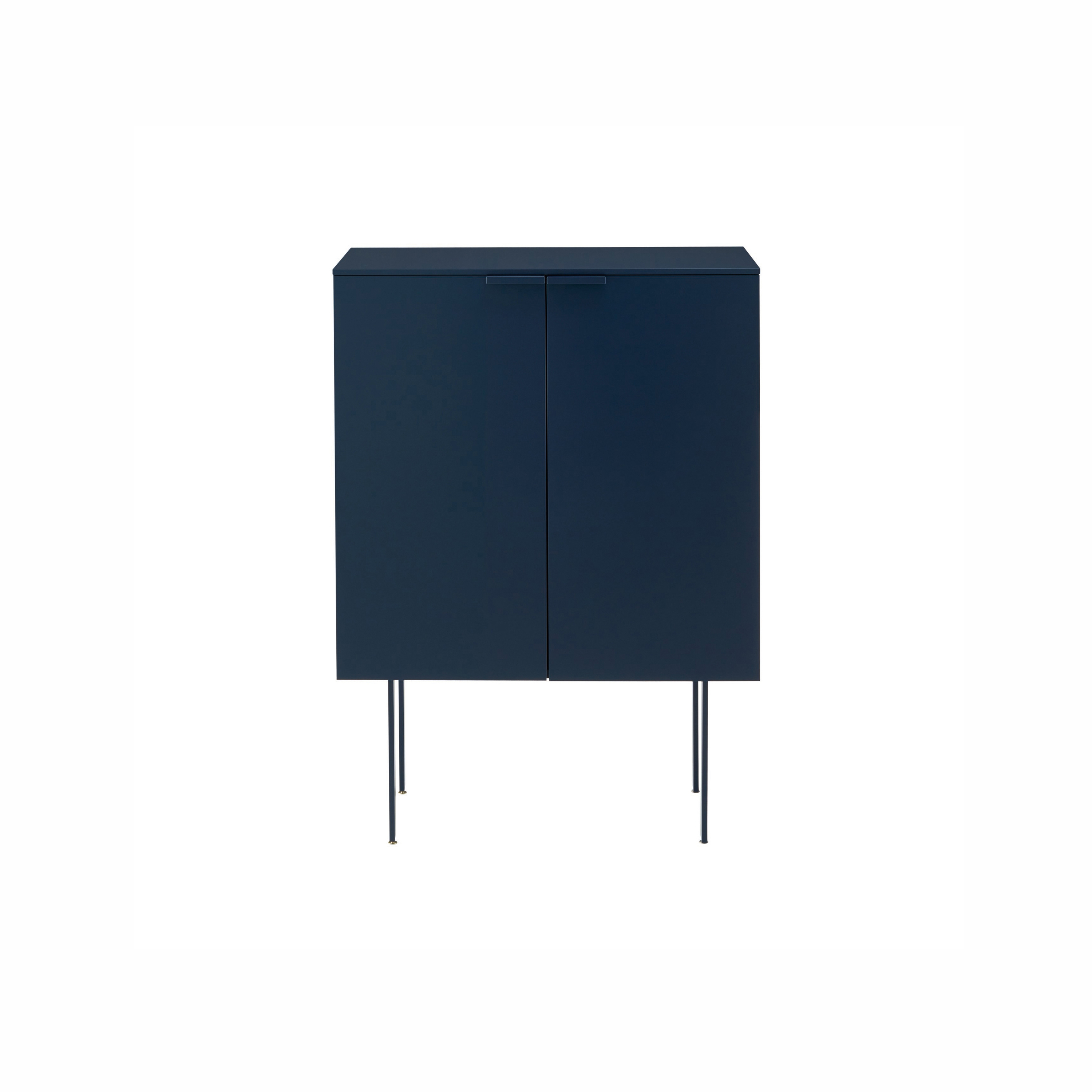 Afficher le produit Everywhere | Cupboard With Doors C 64 Lacquers - Price B - / Lacquers du fabricant Ligne Roset