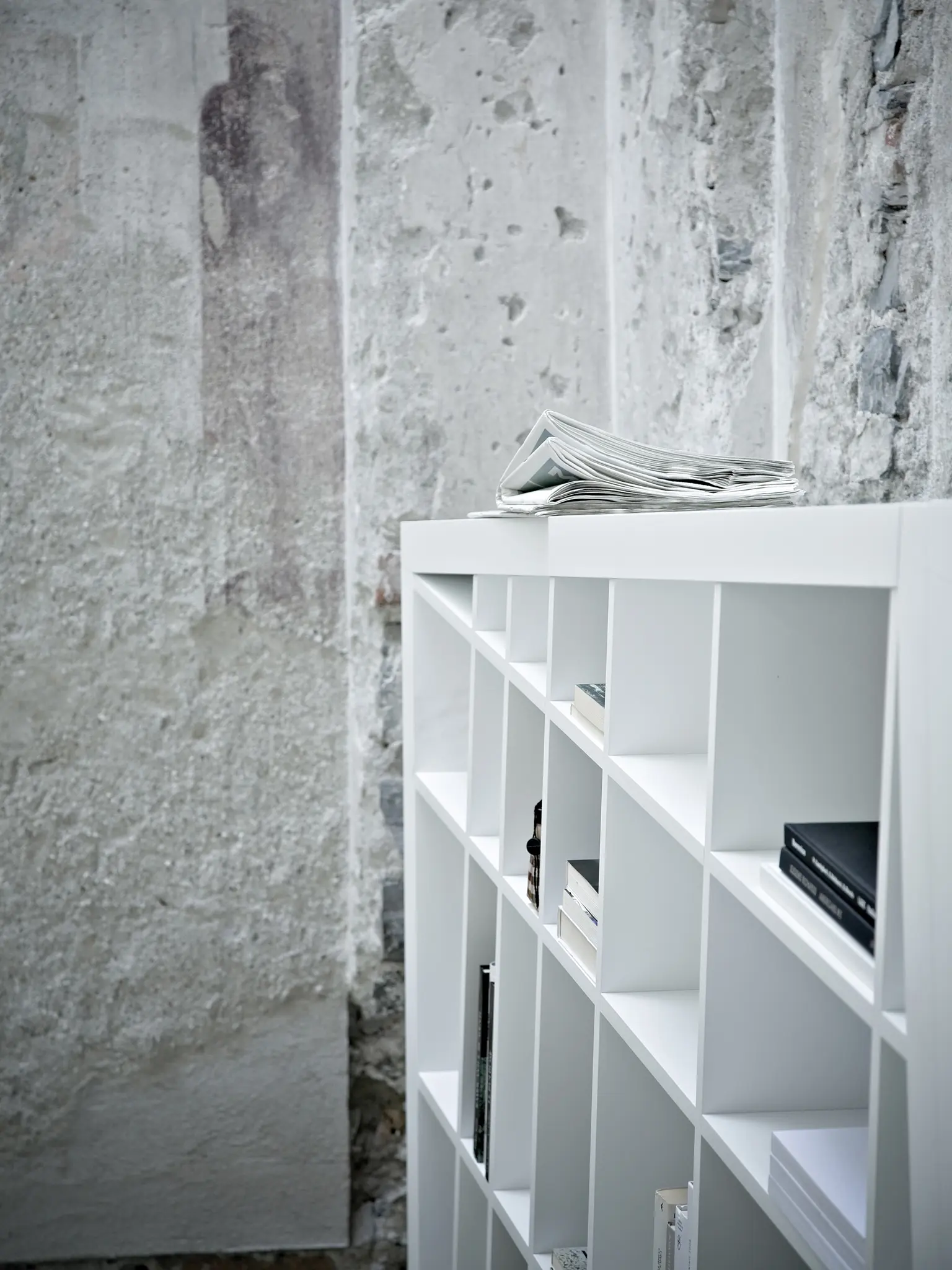 Estel Group - Giano K | Bookshelf