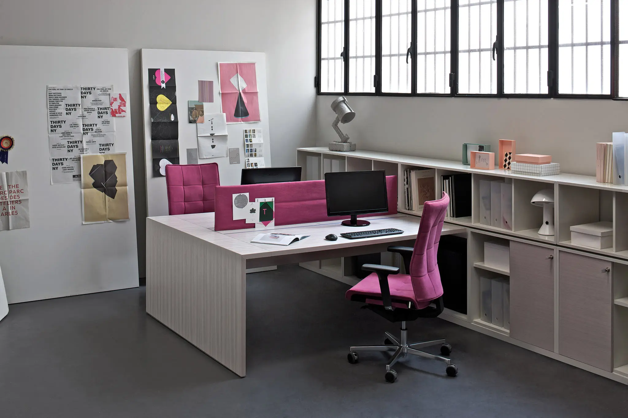 Estel Group - Loop In | Bench
