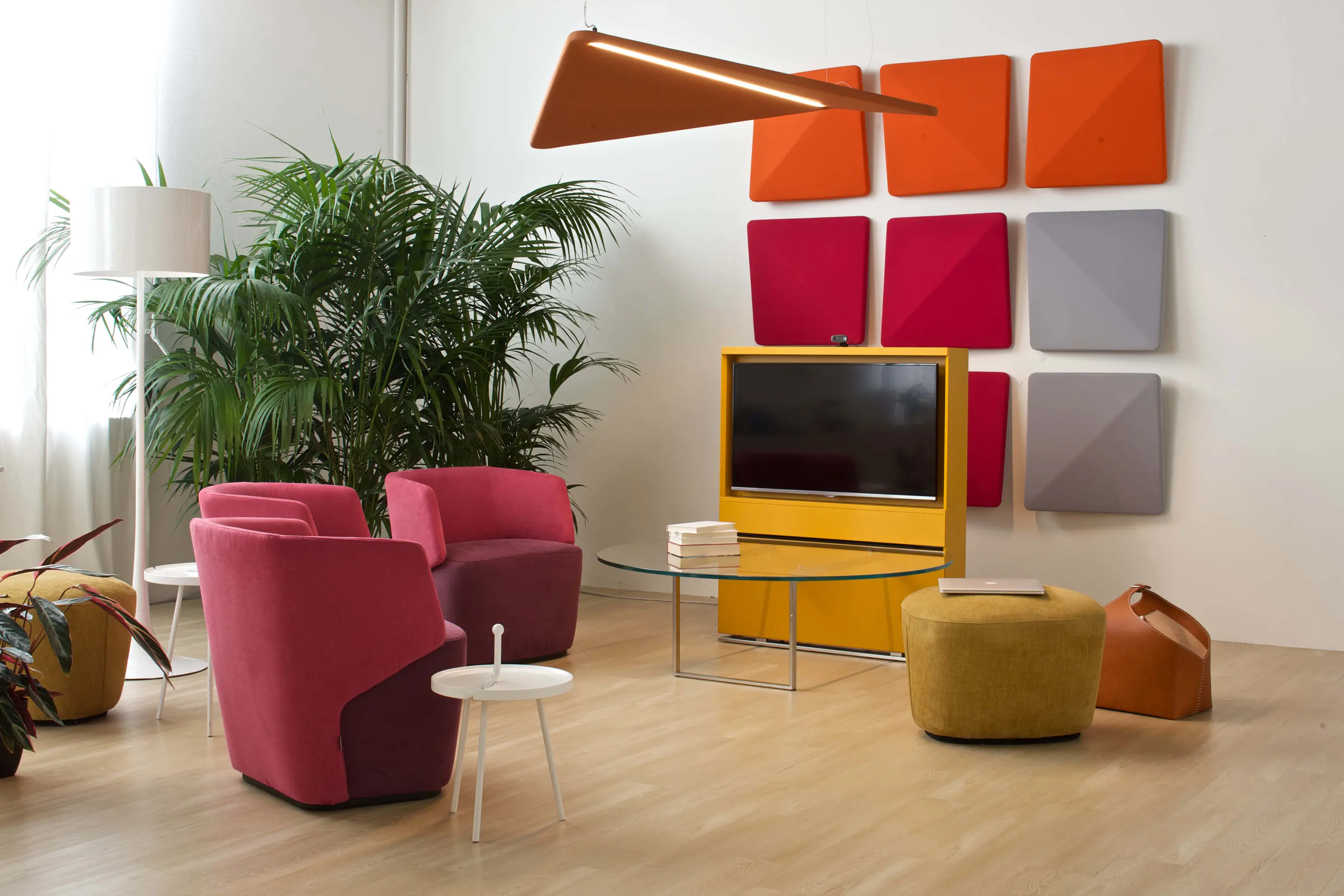 Estel Group - Embrasse Conversation | Poltrona