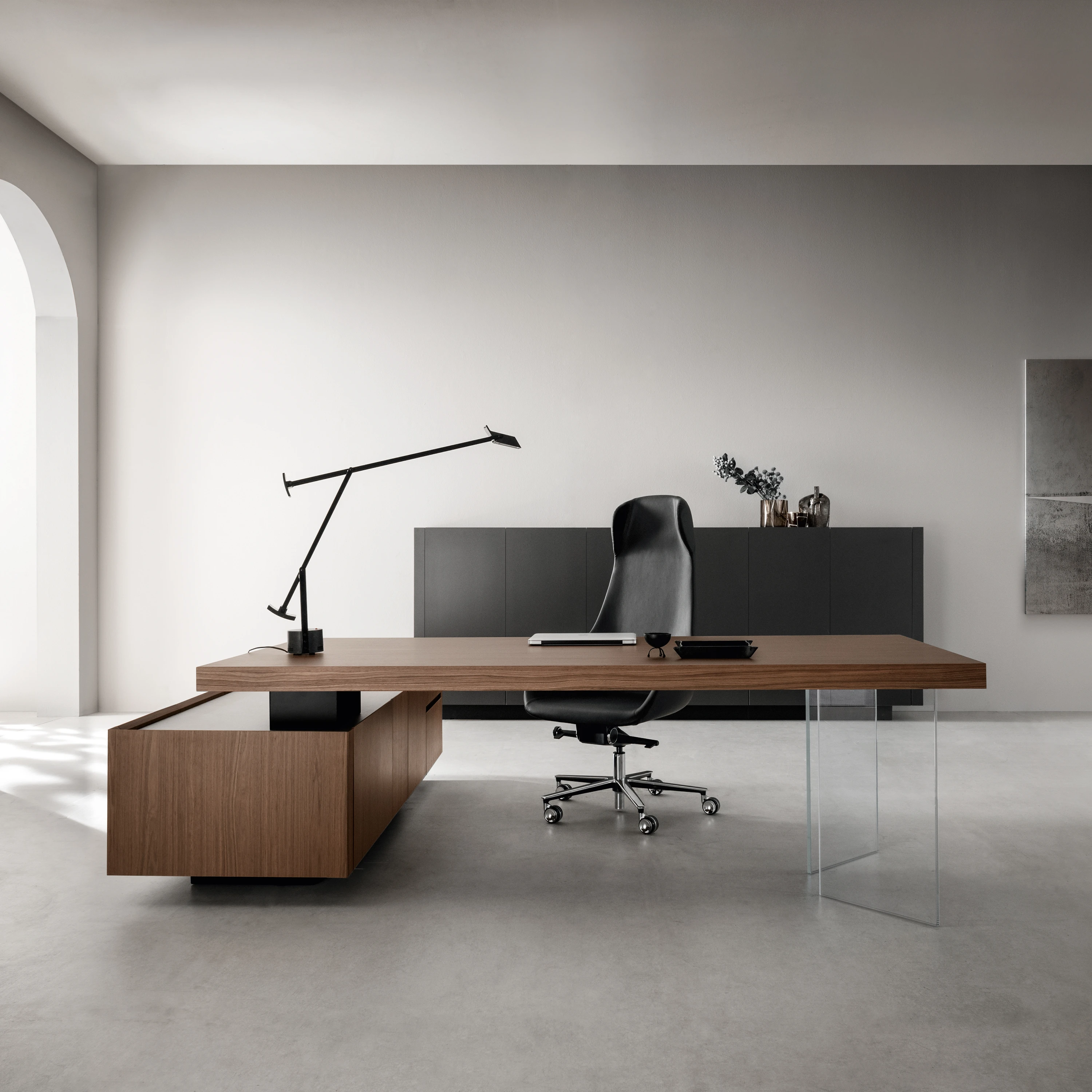 EXECUTIVE