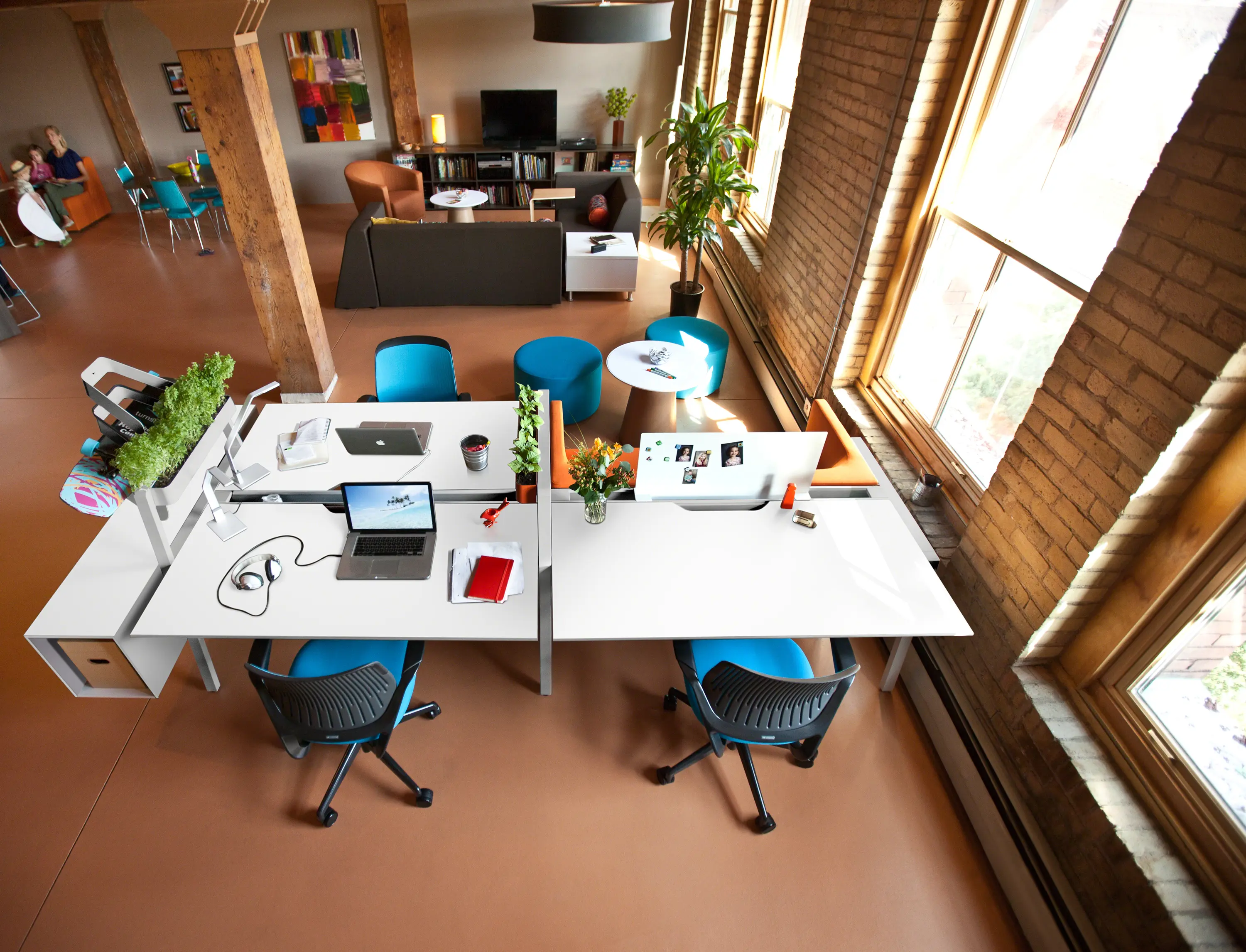 Steelcase - Bench Bivi