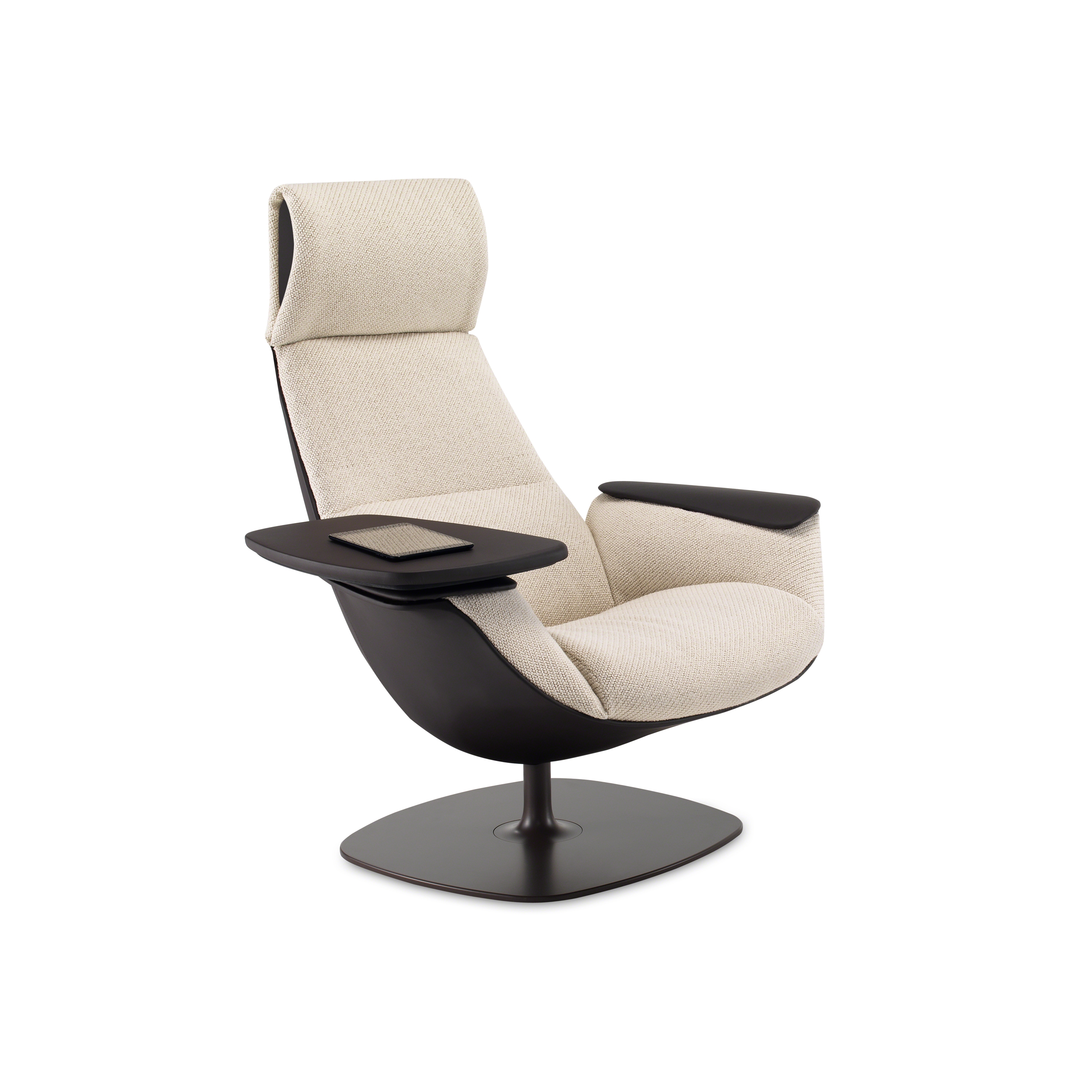 Display product Massaud Lounge from manufacturer Steelcase