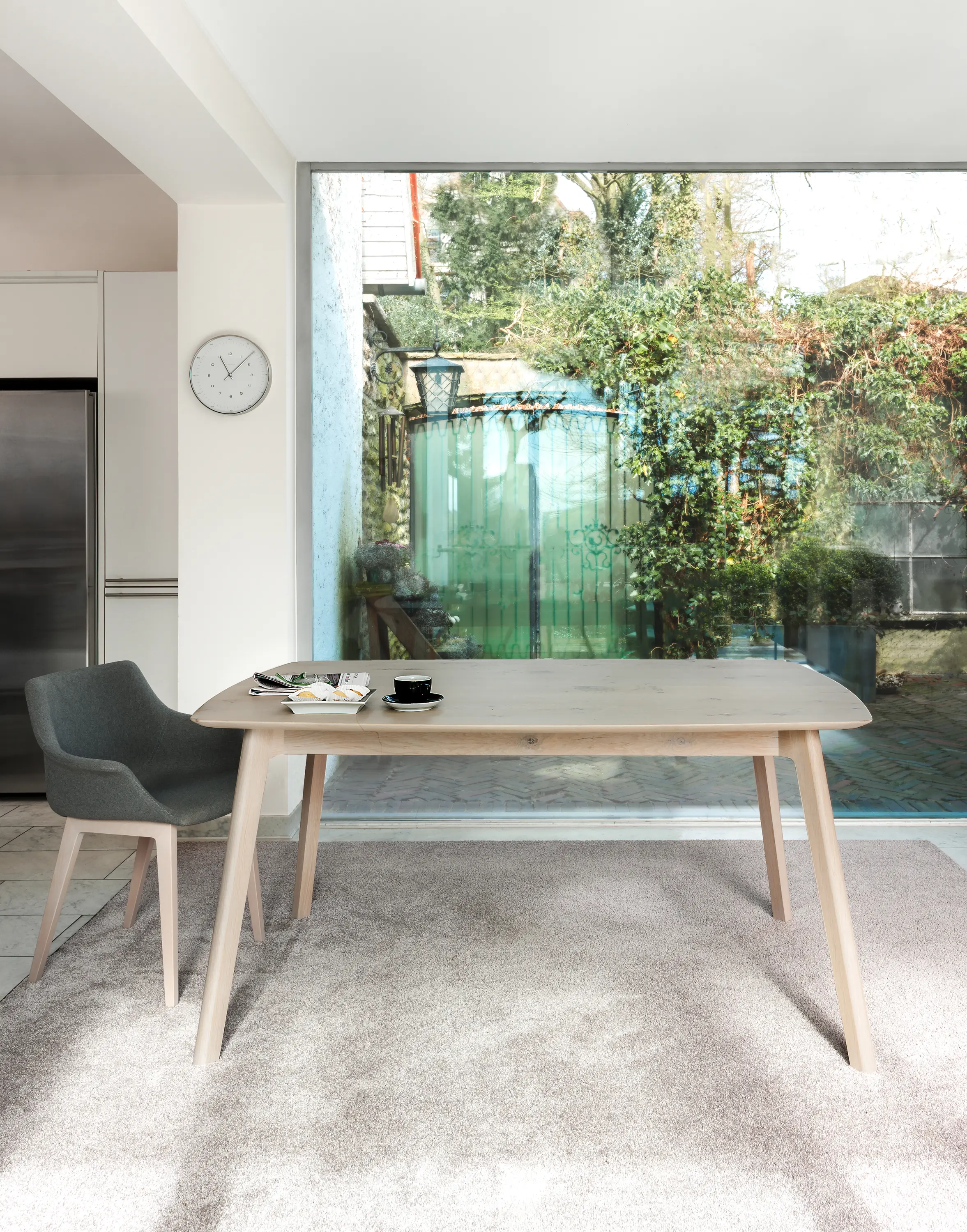 Form exclusiv - MAGNUM Tisch