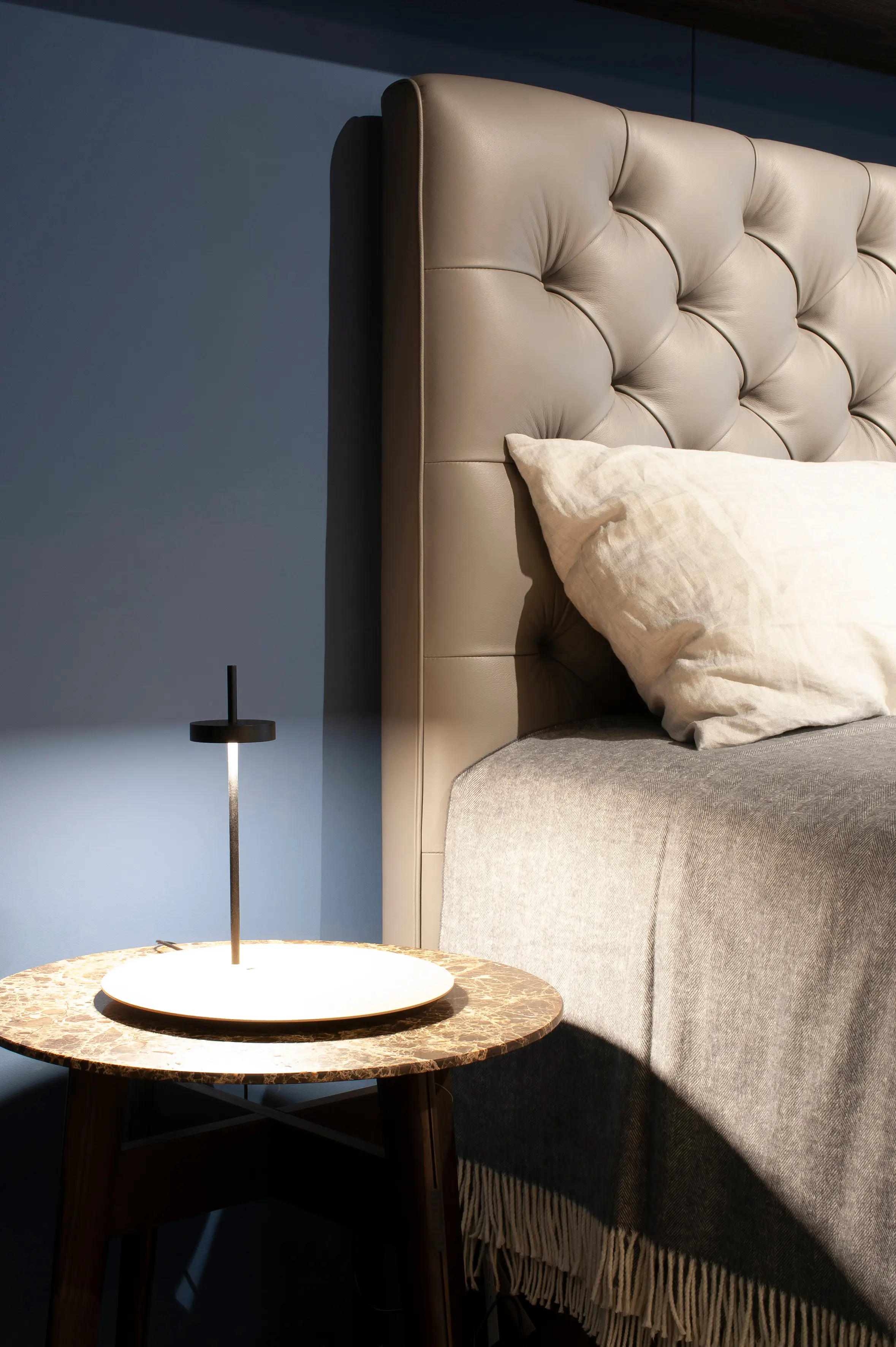 MOLTO LUCE - Scave T