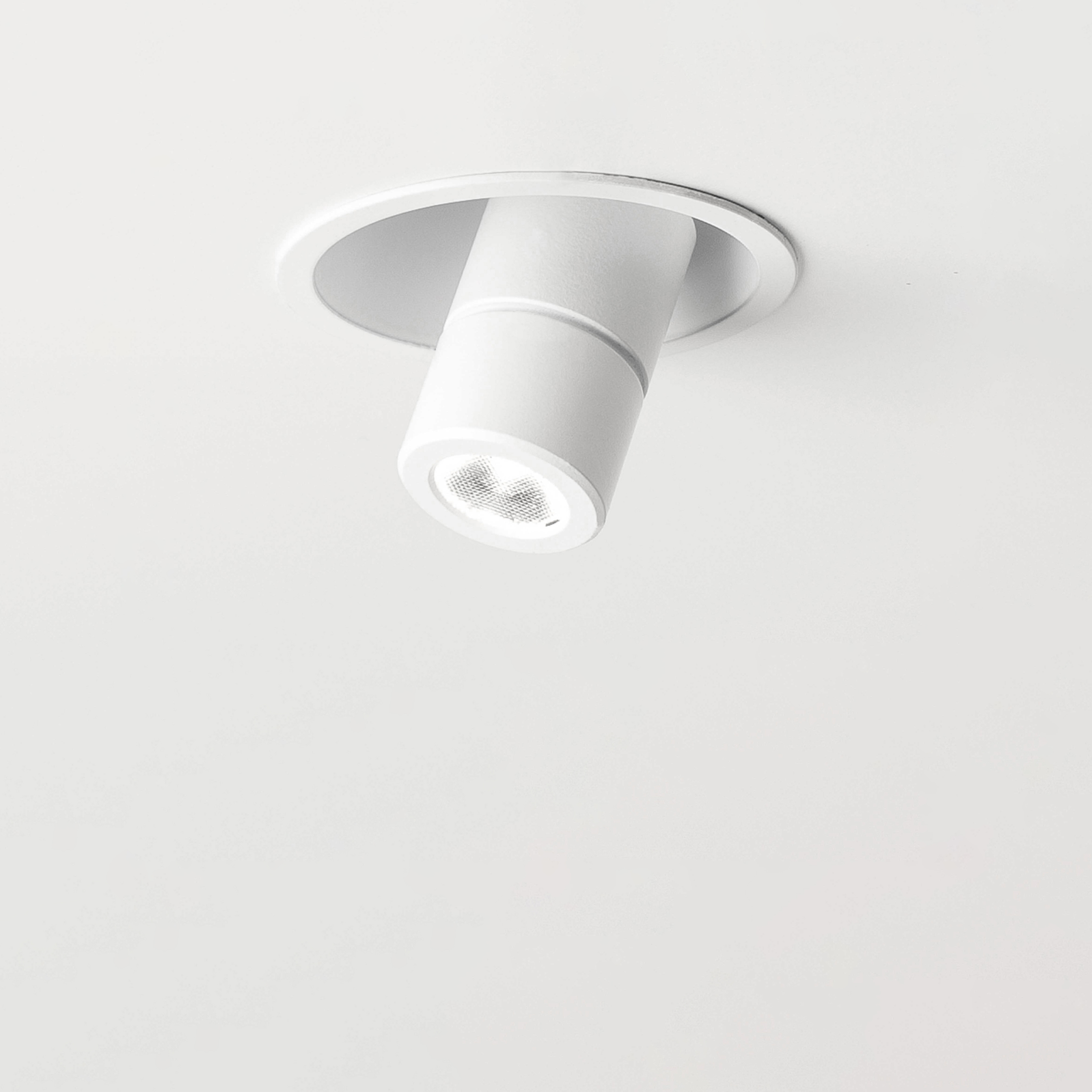 Display product Ride Spot R from manufacturer MOLTO LUCE