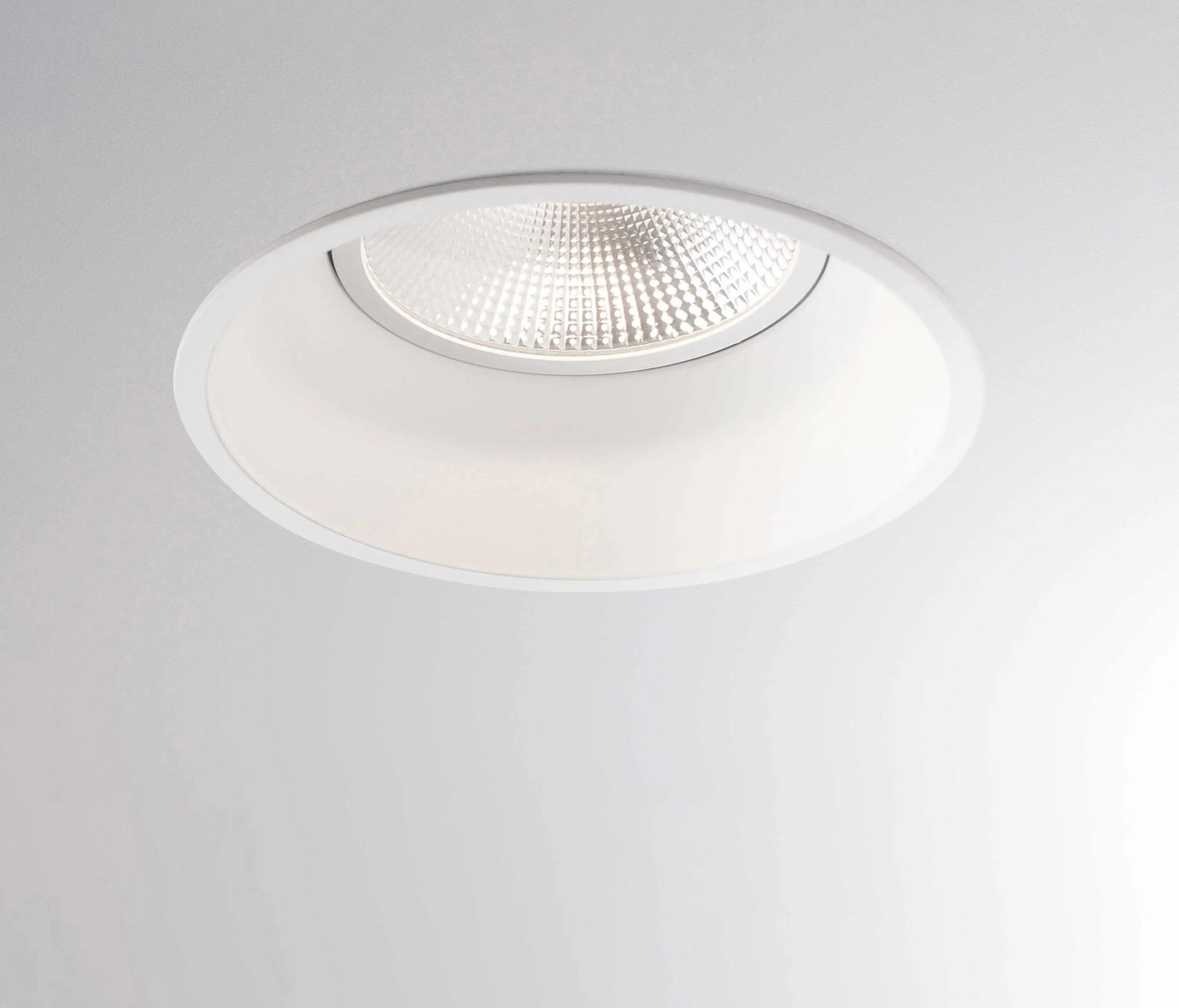 MOLTO LUCE - Savo 20 Round R