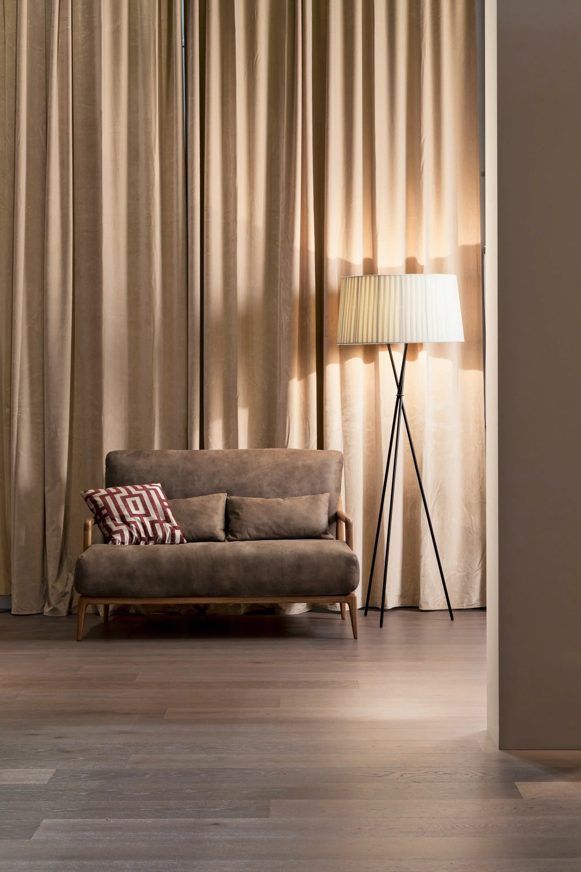 Selva - Indigo Lamp Table Philipp Selva