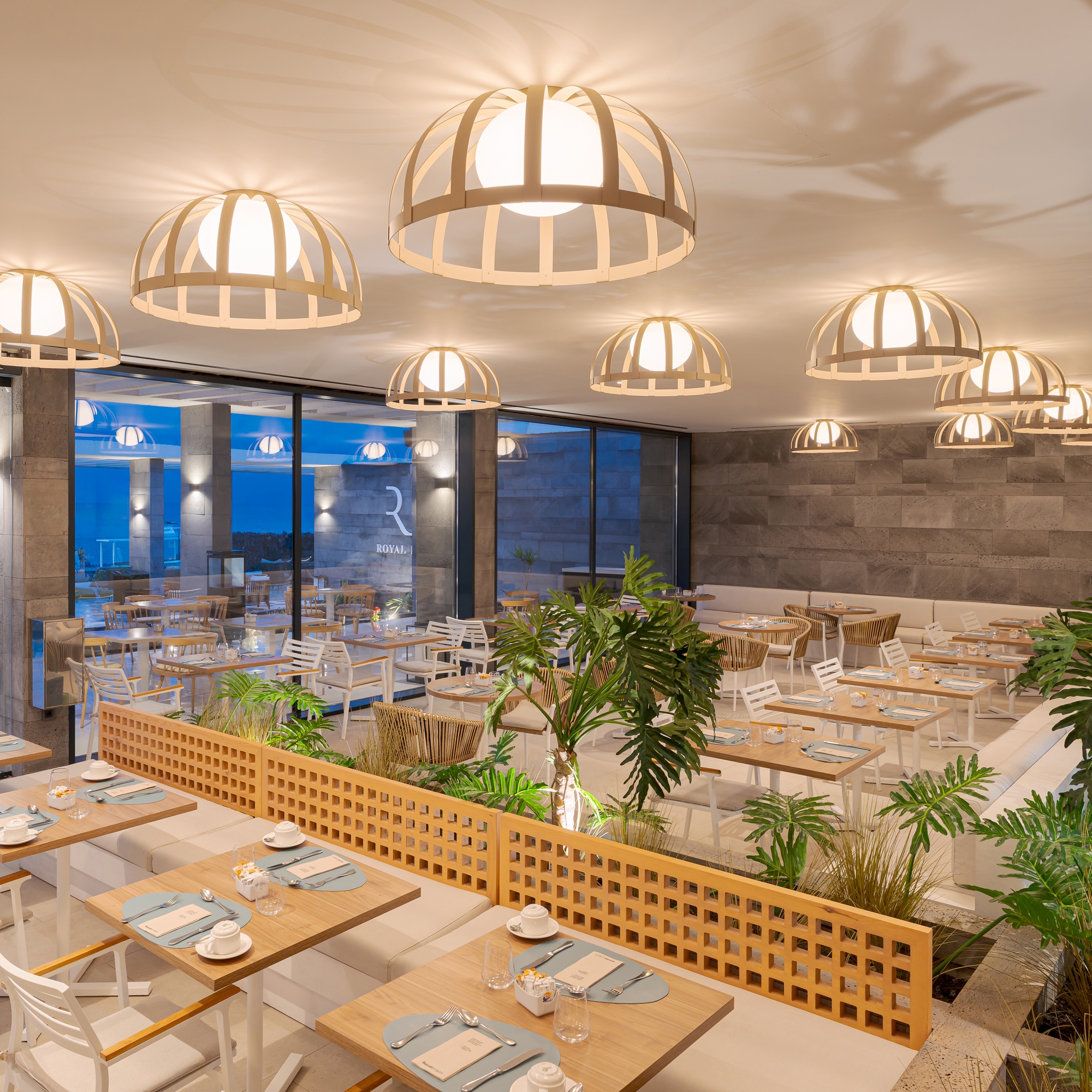 CEILING LAMPS