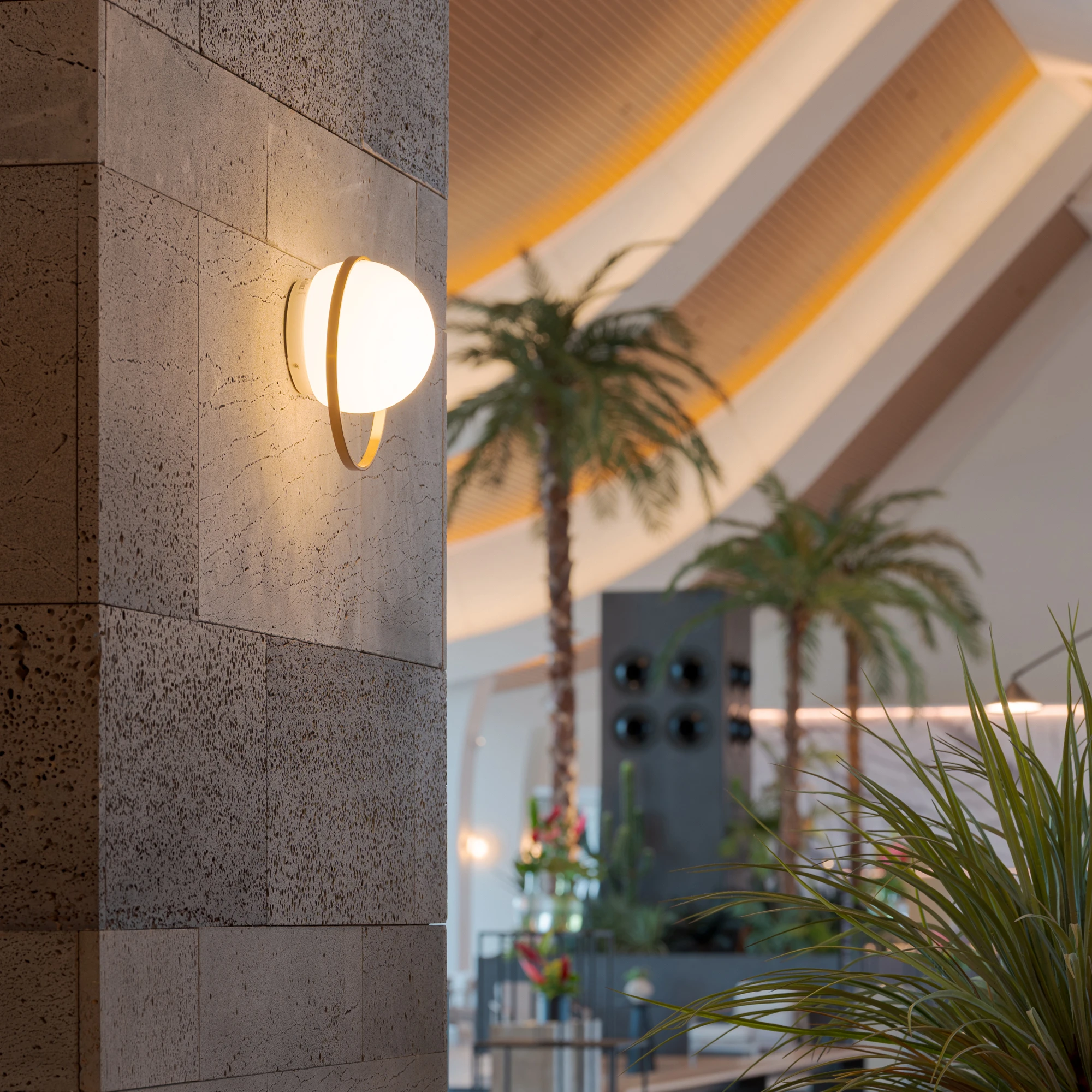 WALL LAMPS