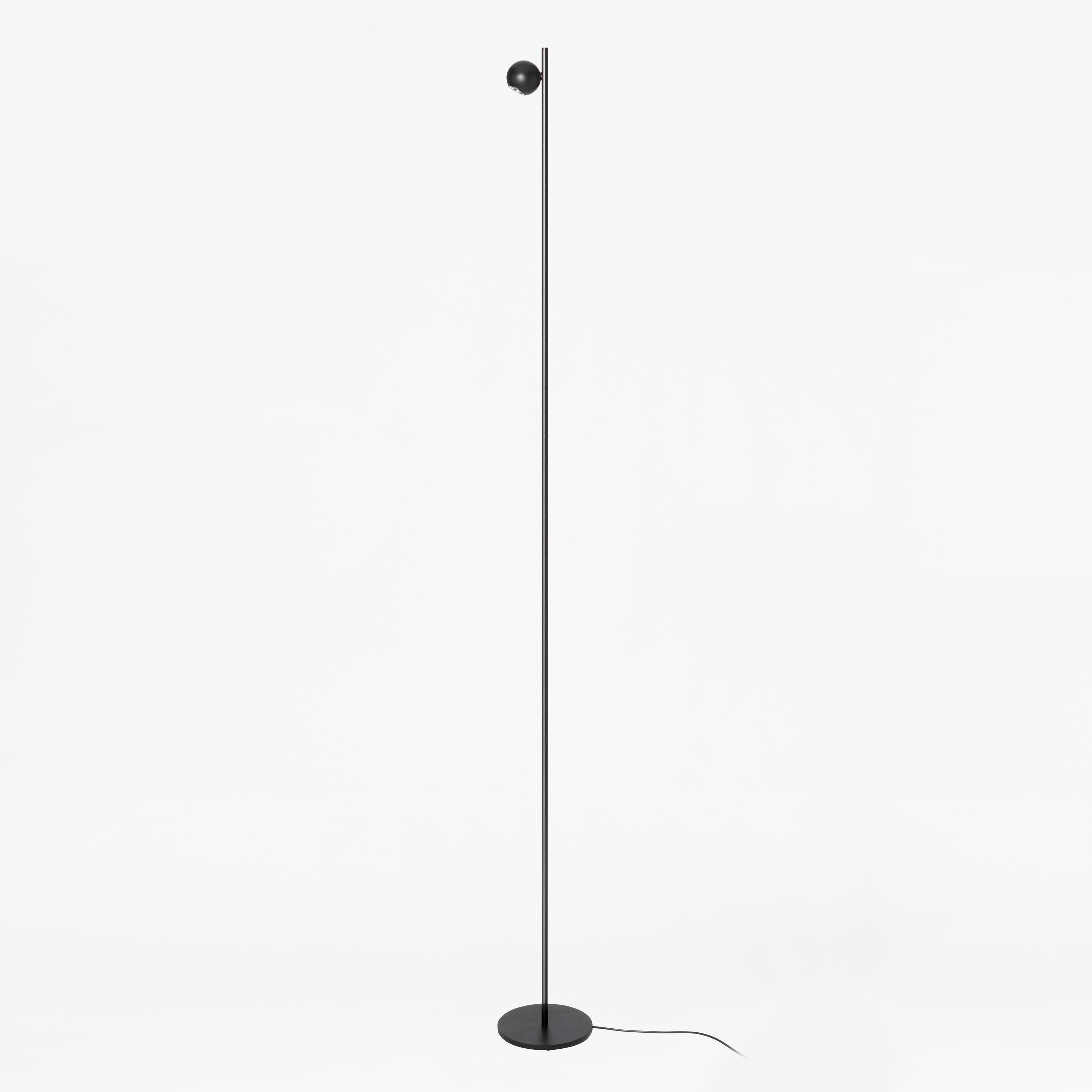 Display product Compass Floor lamps P-4079 from manufacturer Estiluz