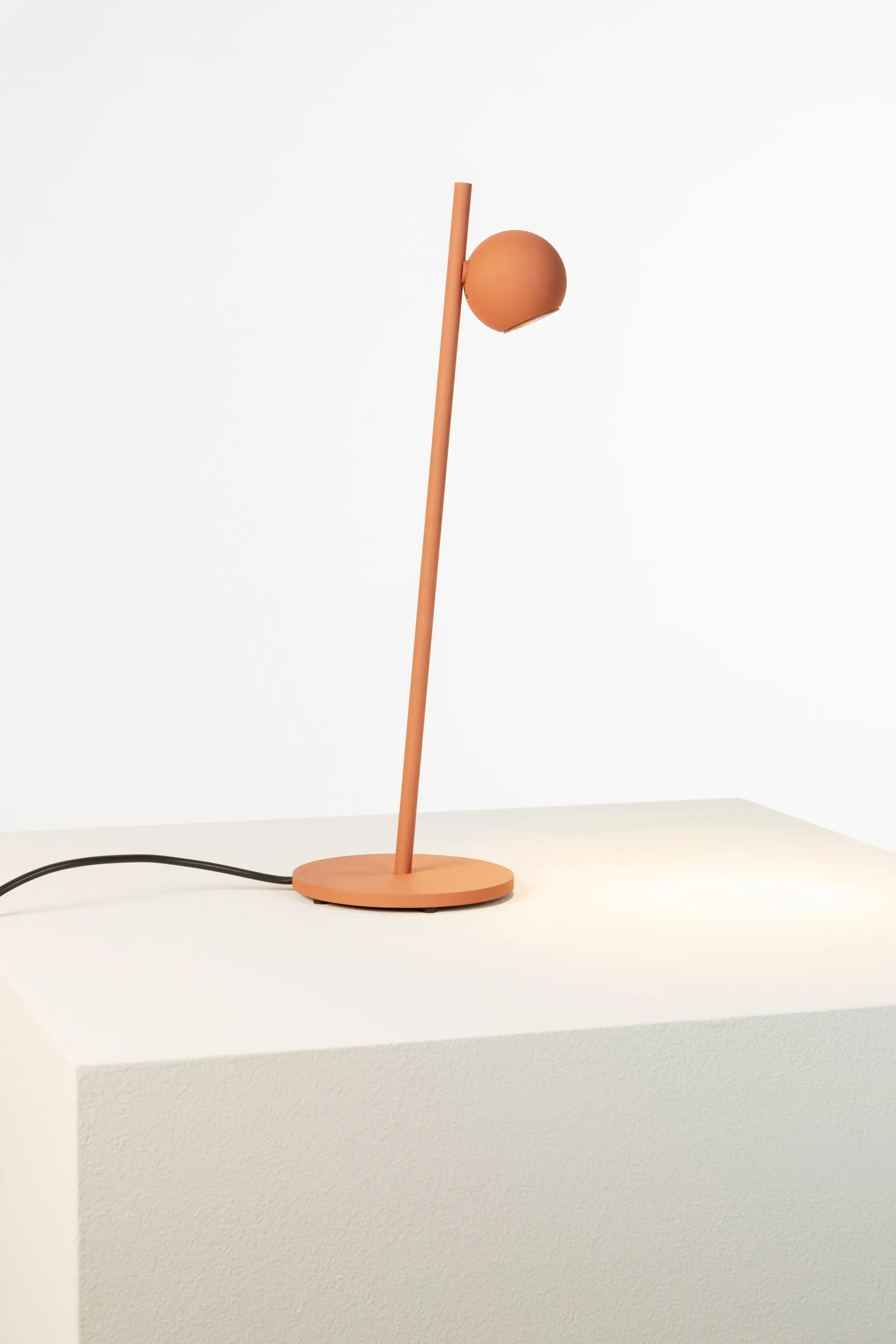 COMPASS TABLE LAMPS M-4077 - Table lights from Estiluz | Architonic