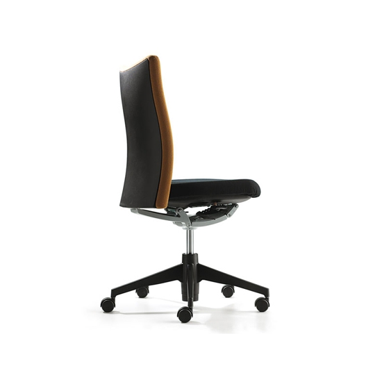 Display product Kena from manufacturer Dynamobel