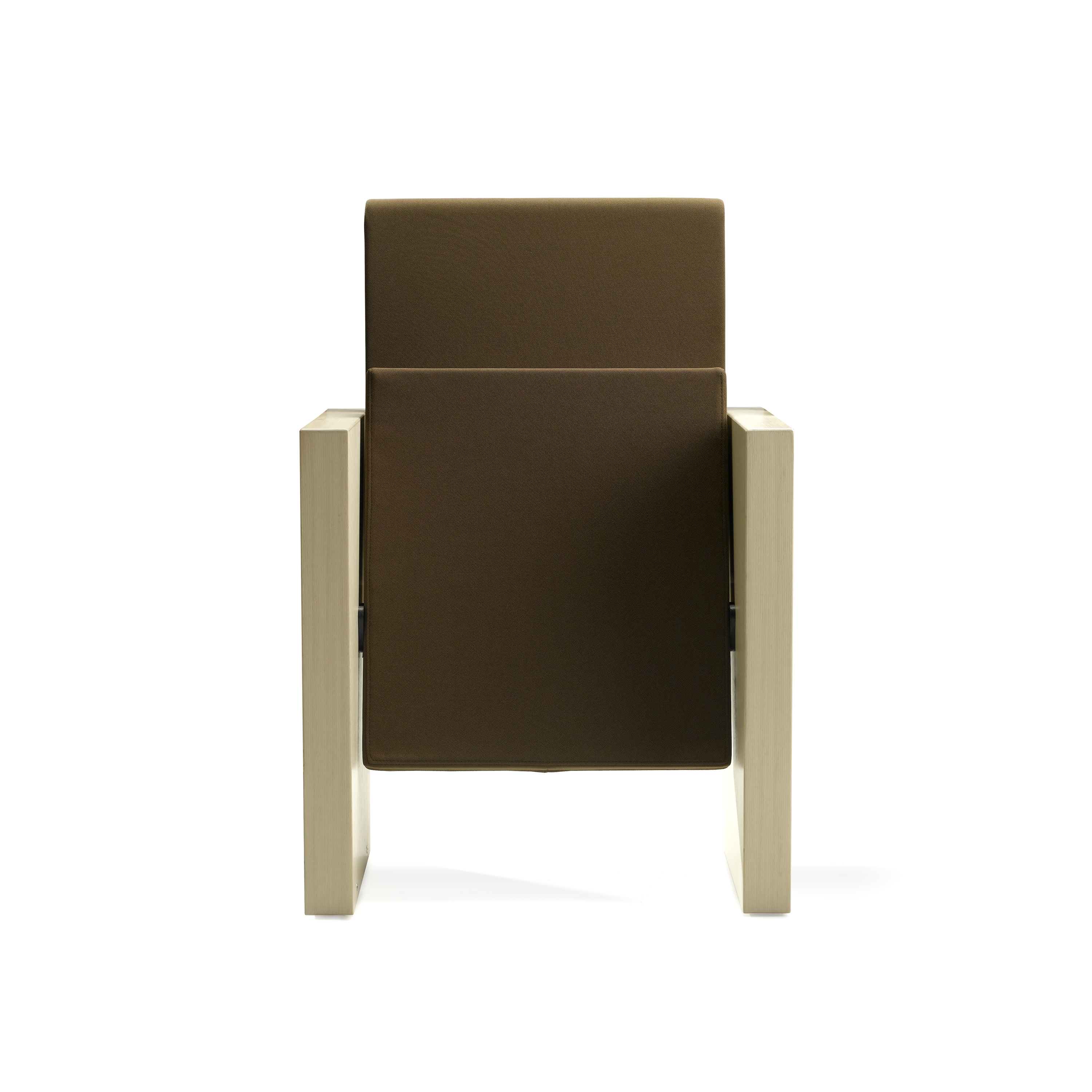 Display product Lira from manufacturer Dynamobel