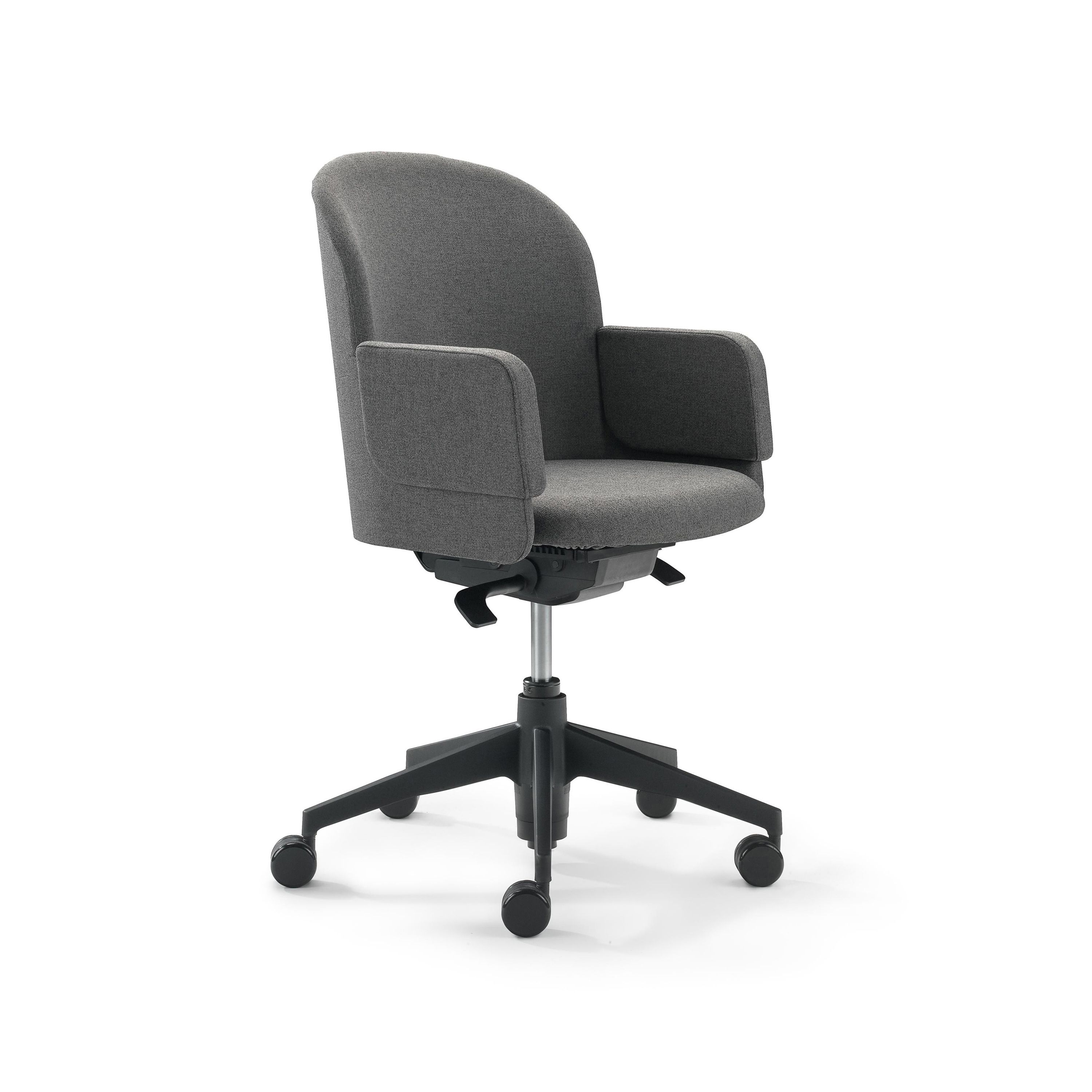 Display product Be Wood work chair from manufacturer Dynamobel
