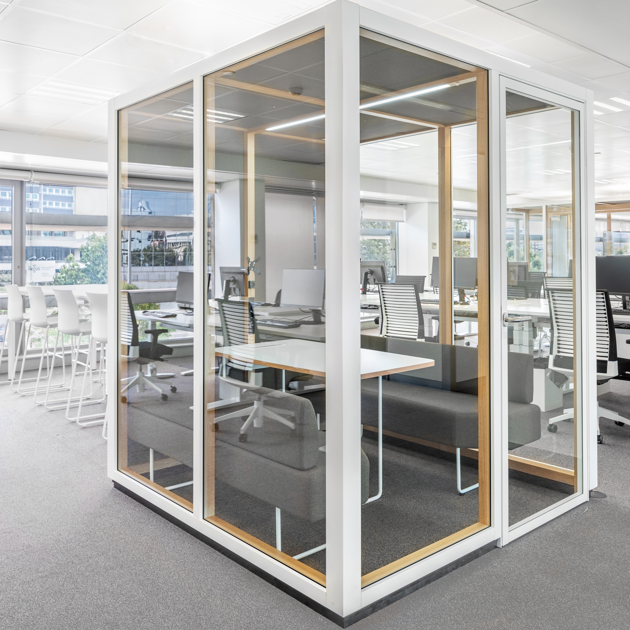 Mostrar el producto EVA Room 2x2 del fabricante Dynamobel