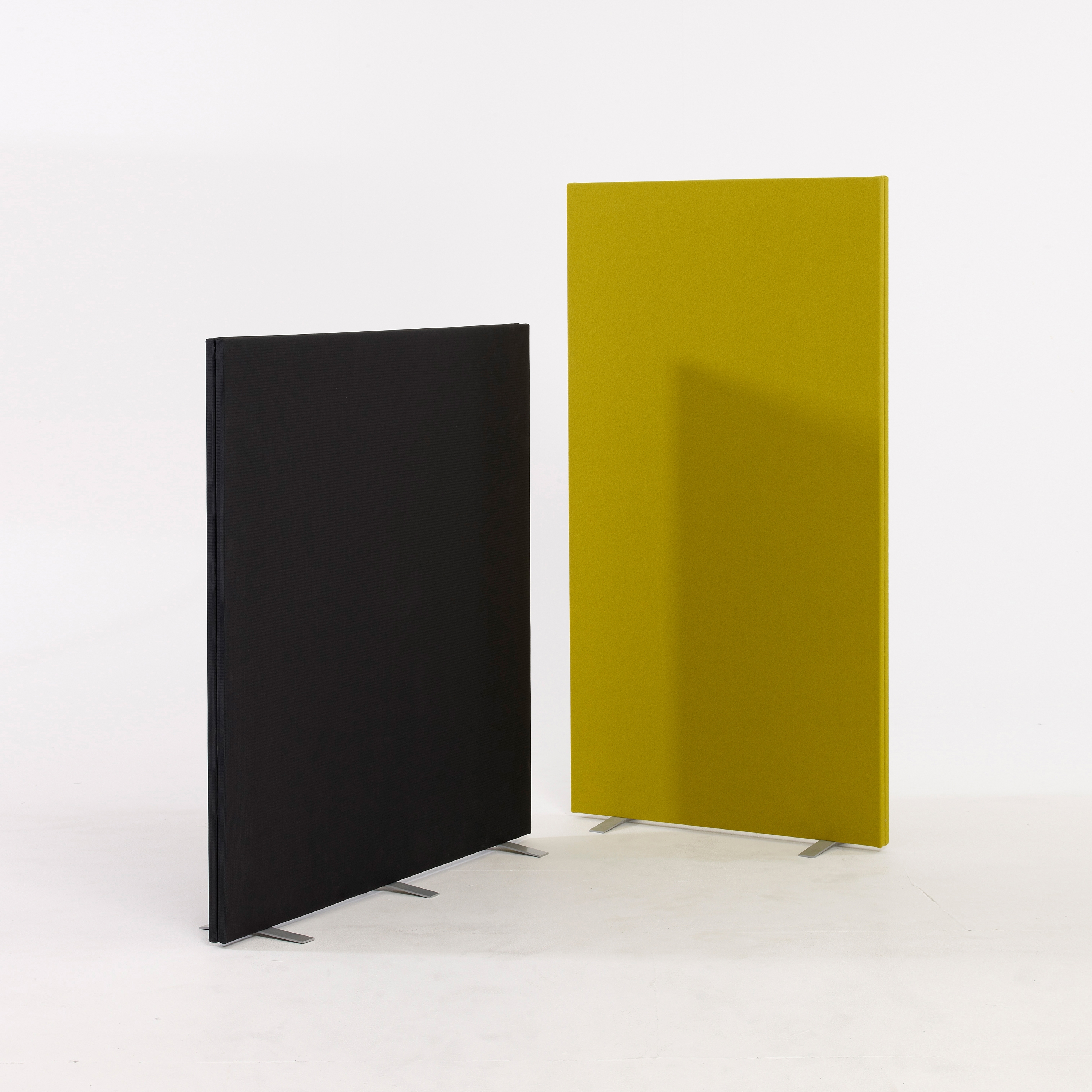 SCREENS