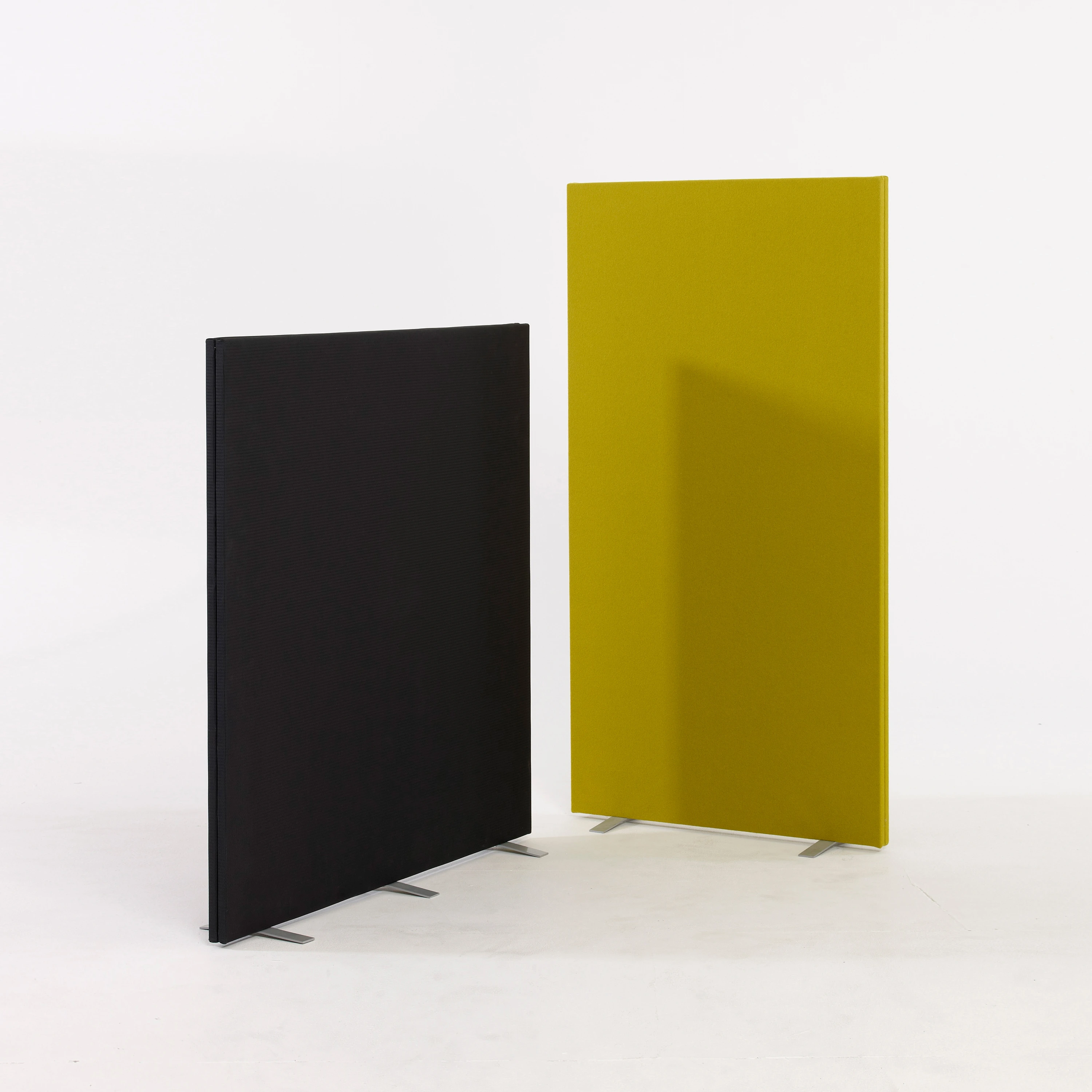 SCREENS