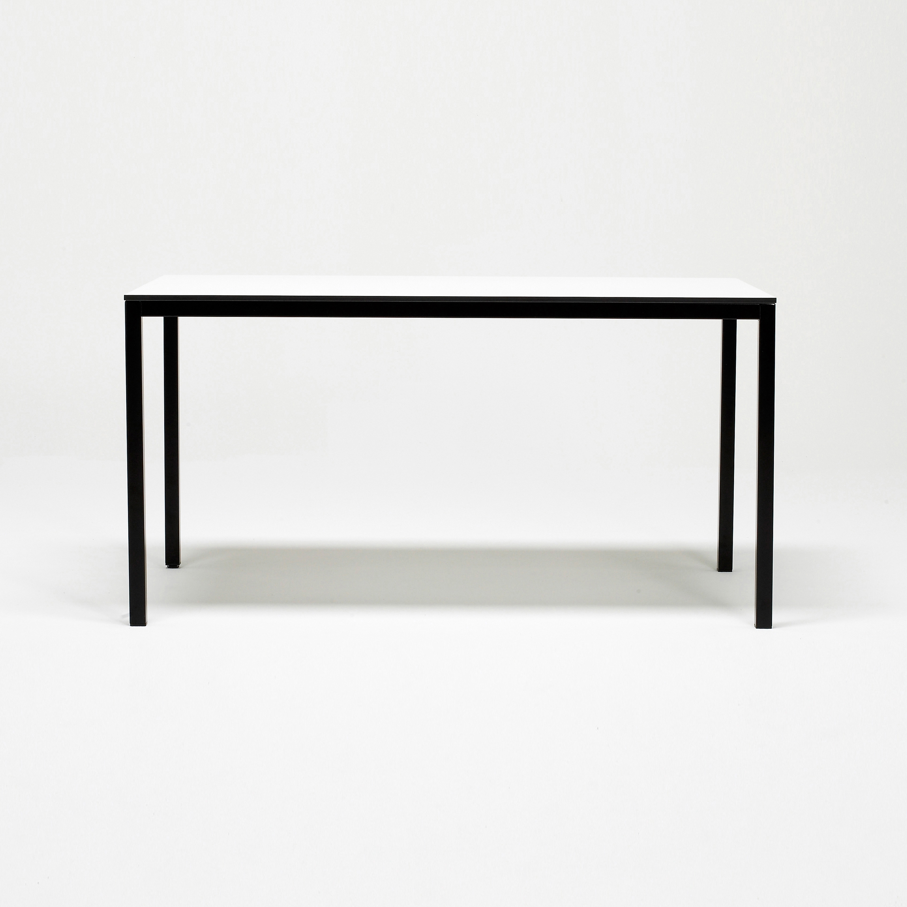 Produkt artur conference table / workstation des Herstellers SA Möbler AB anzeigen