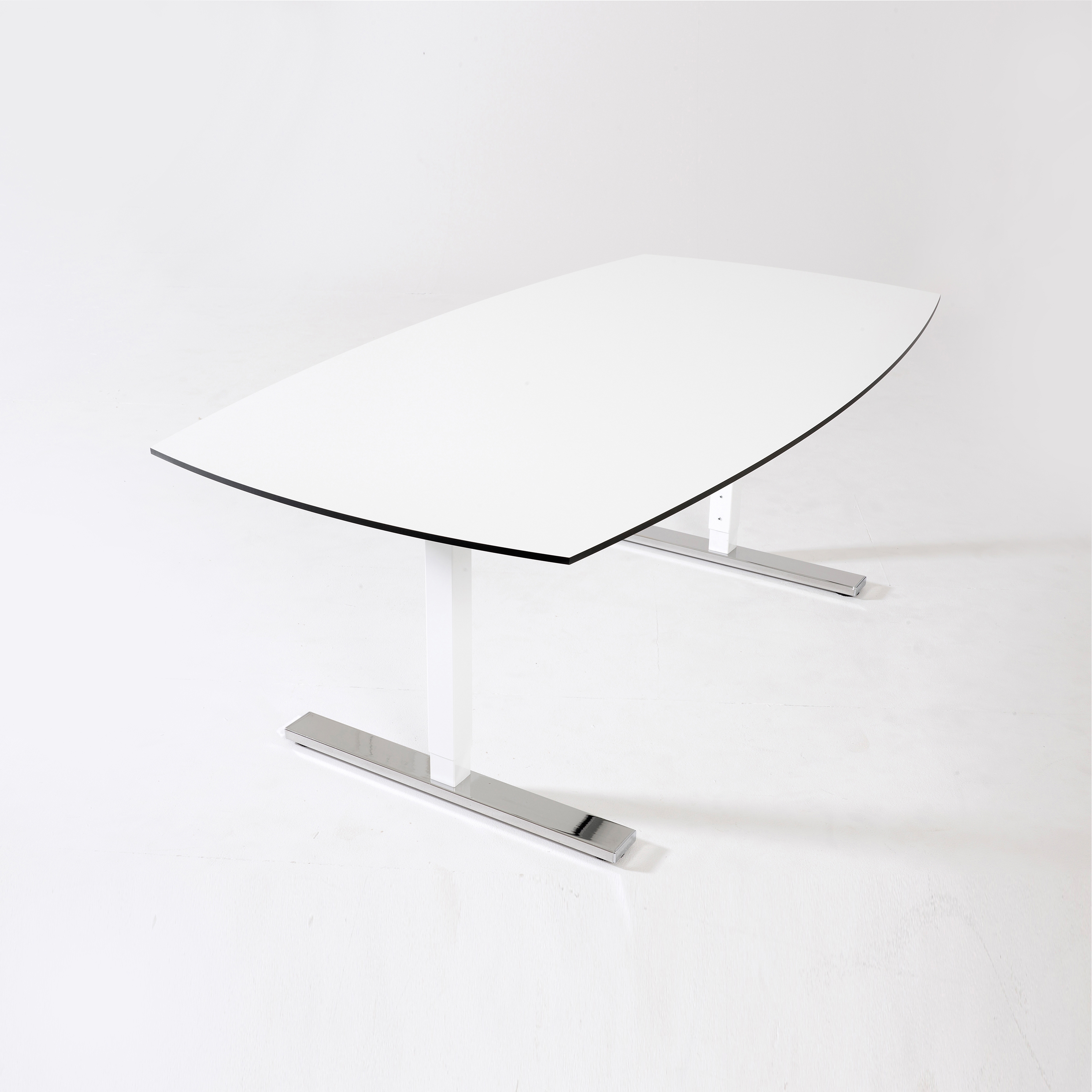 Mostrar el producto Snitsa conference table del fabricante SA Möbler AB