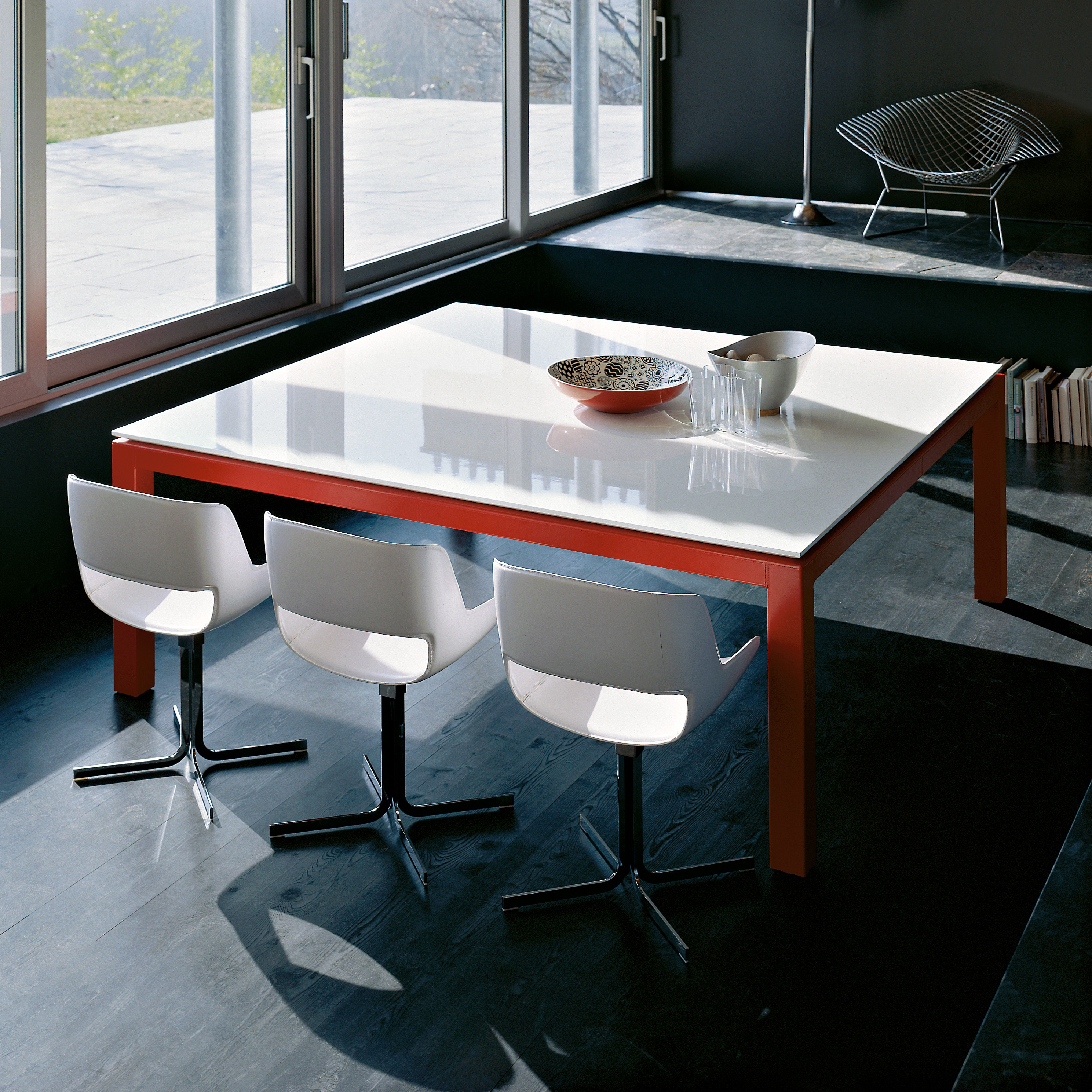 Abaco Table