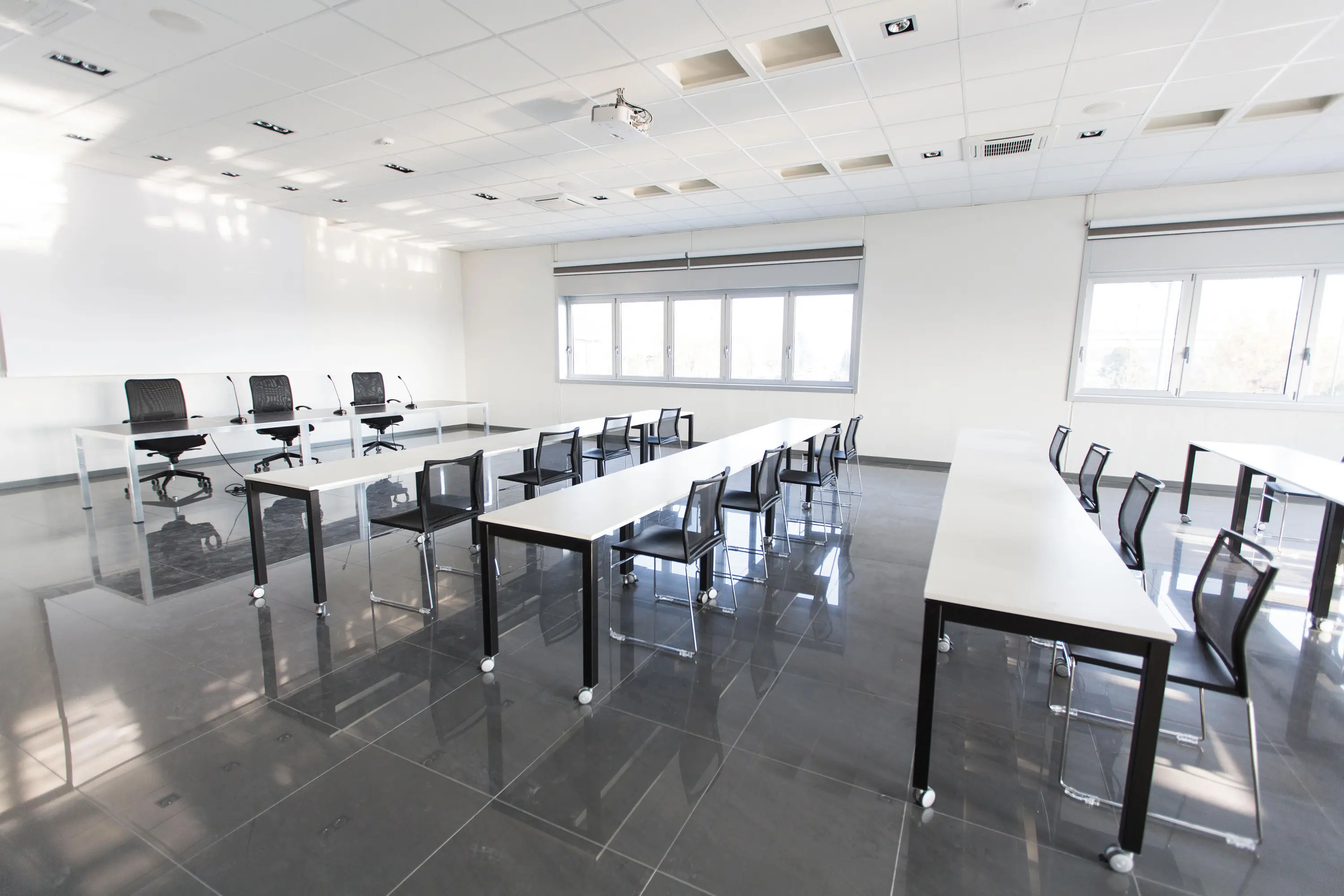 IVM - KOSMOS desk
