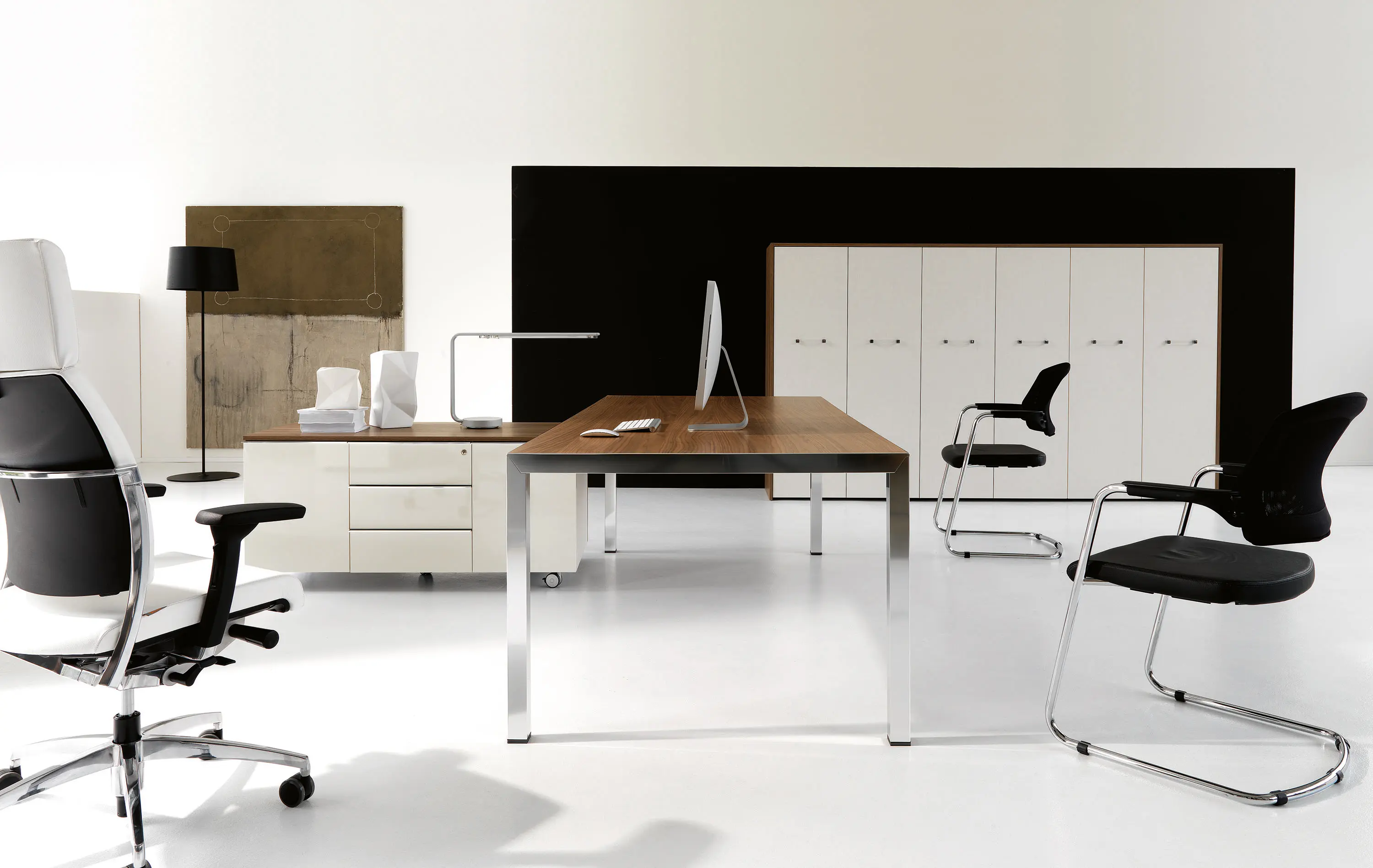 IVM - FLY desk