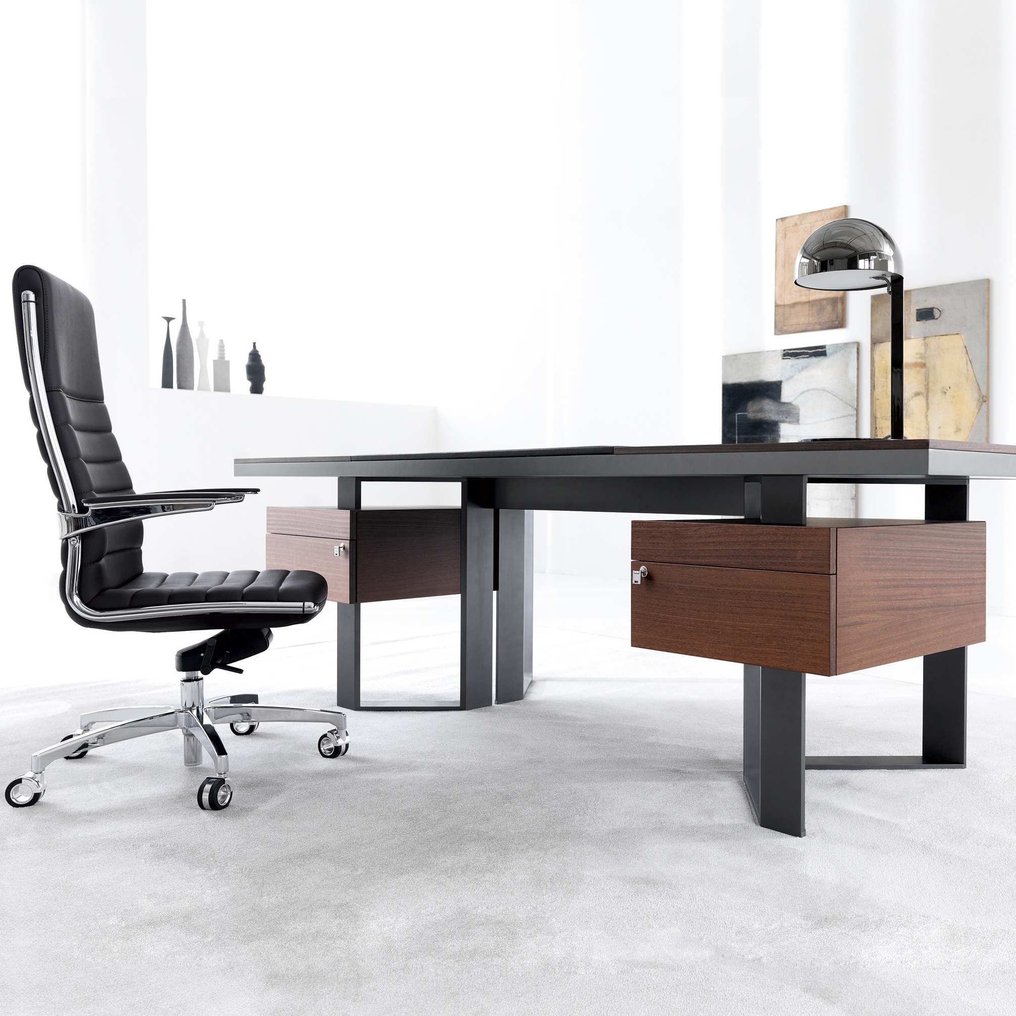 Vertoon produk LLOYD desk van vervaardiger IVM