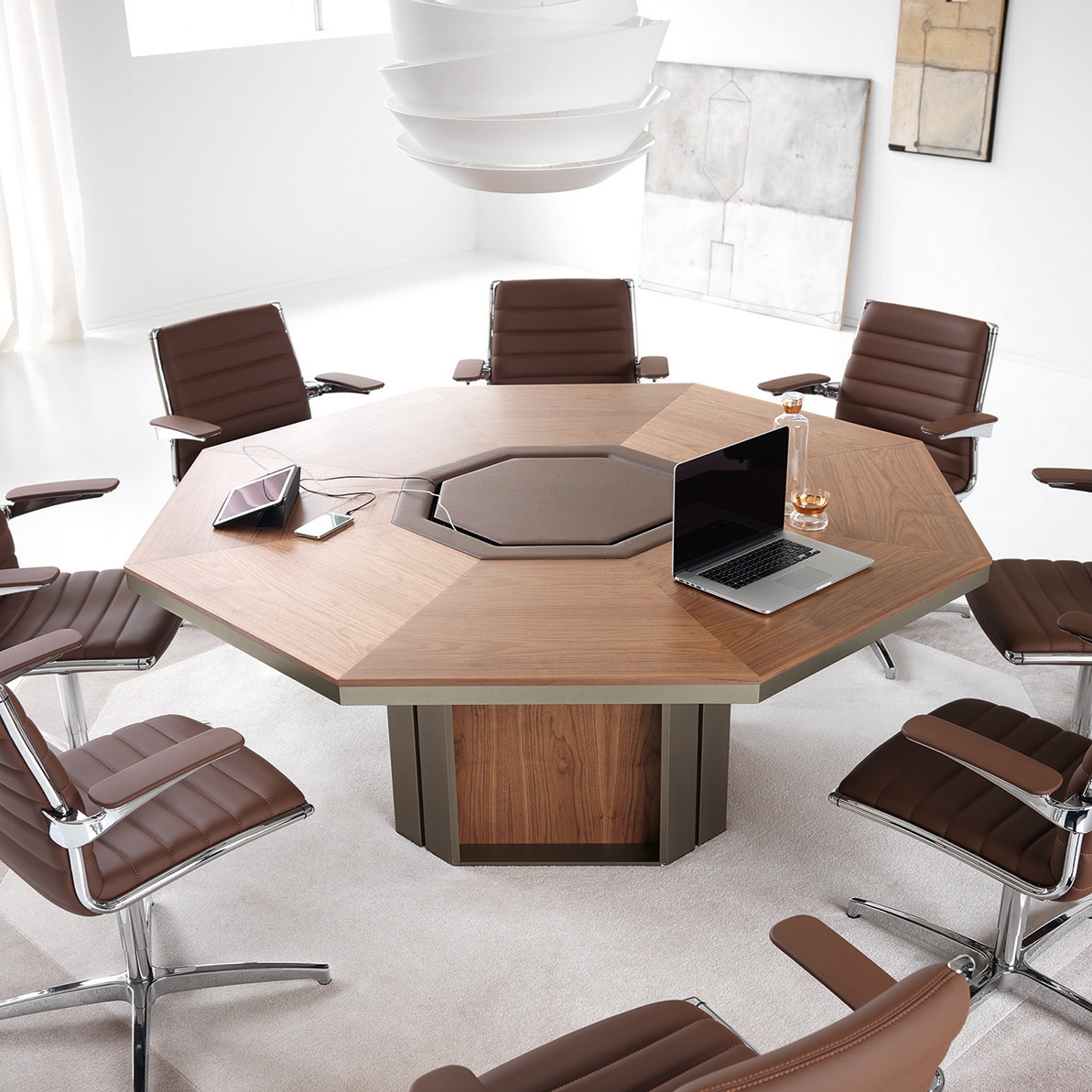Afficher le produit Lloyd  table de conference du fabricant IVM
