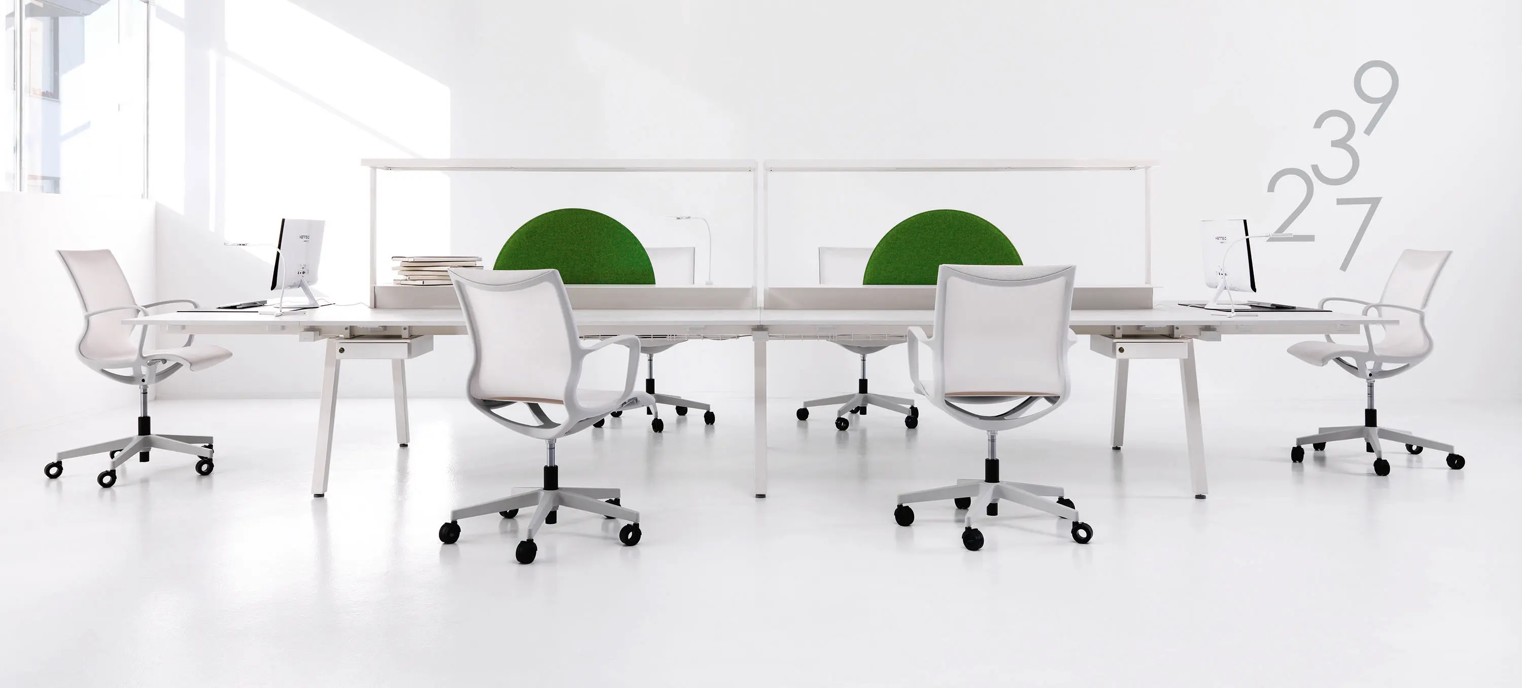 IVM - STILO desk