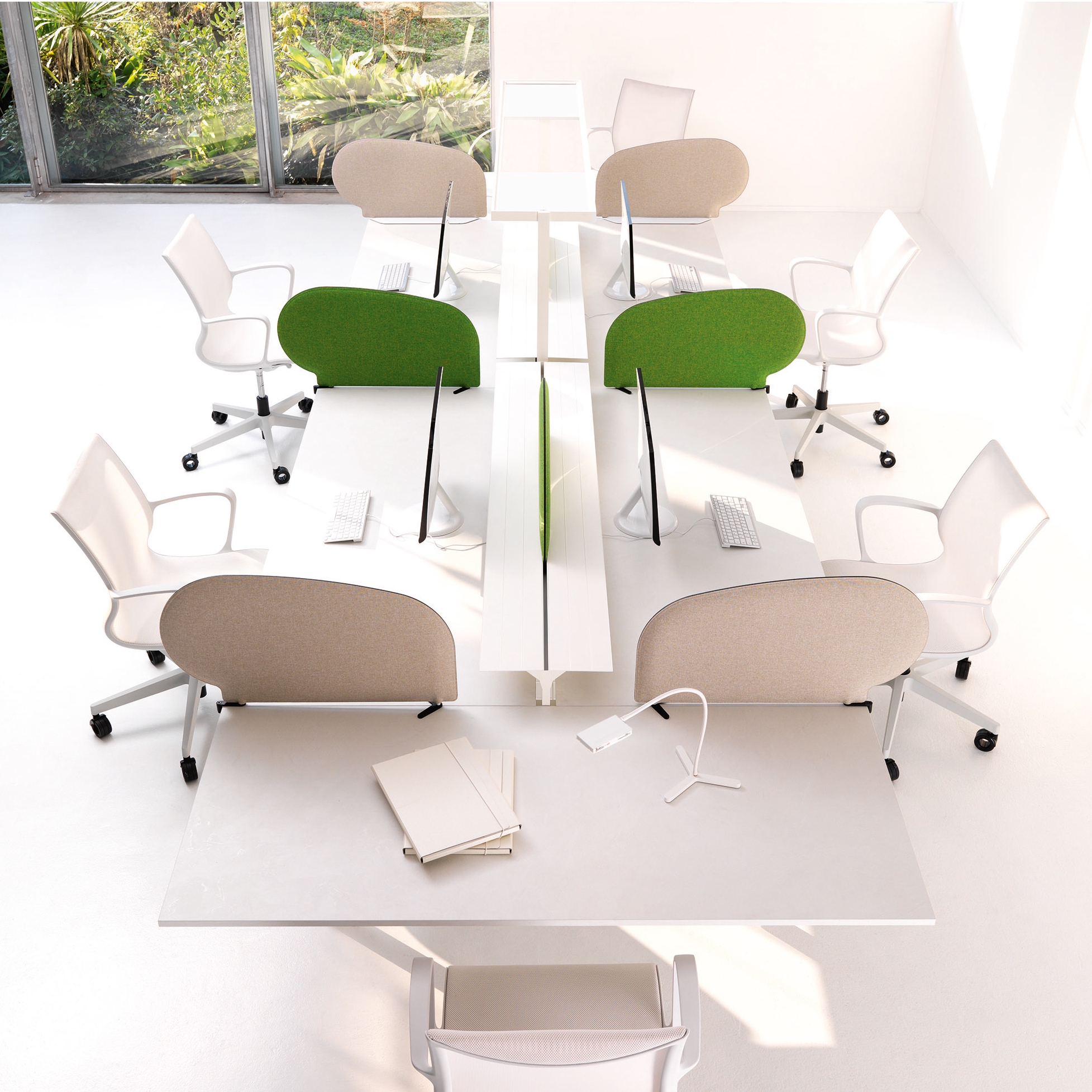 Display product STILO desk from manufacturer IVM
