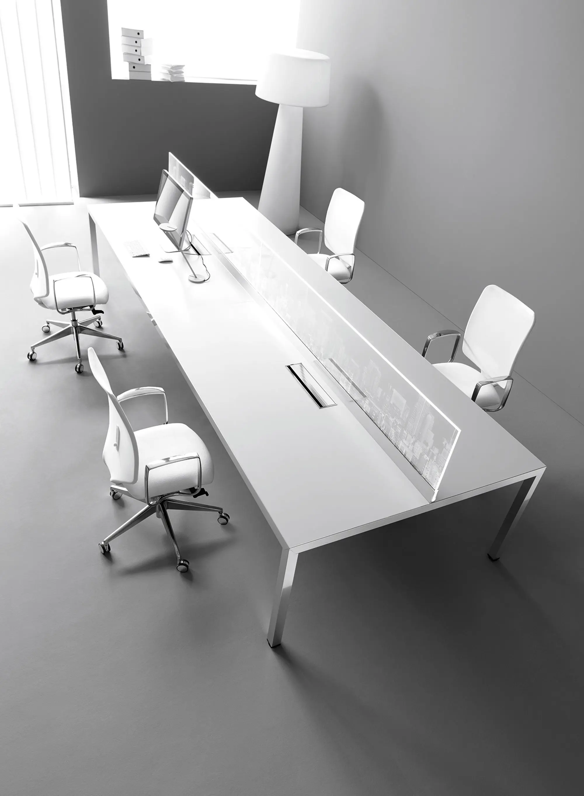 IVM - I_BENCH