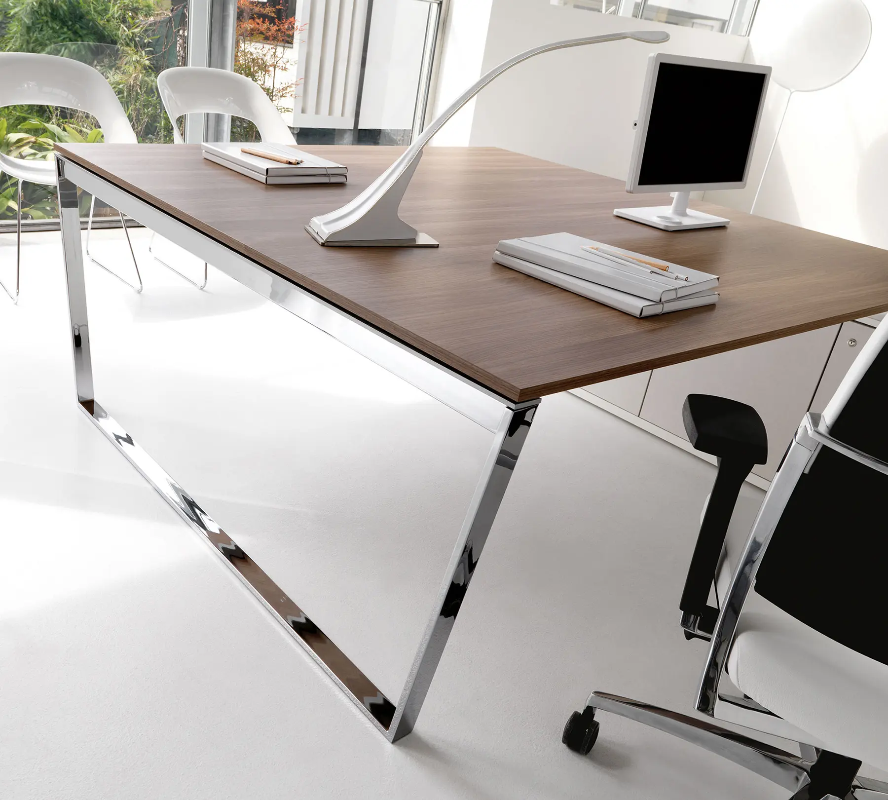 IVM - ARKO desk