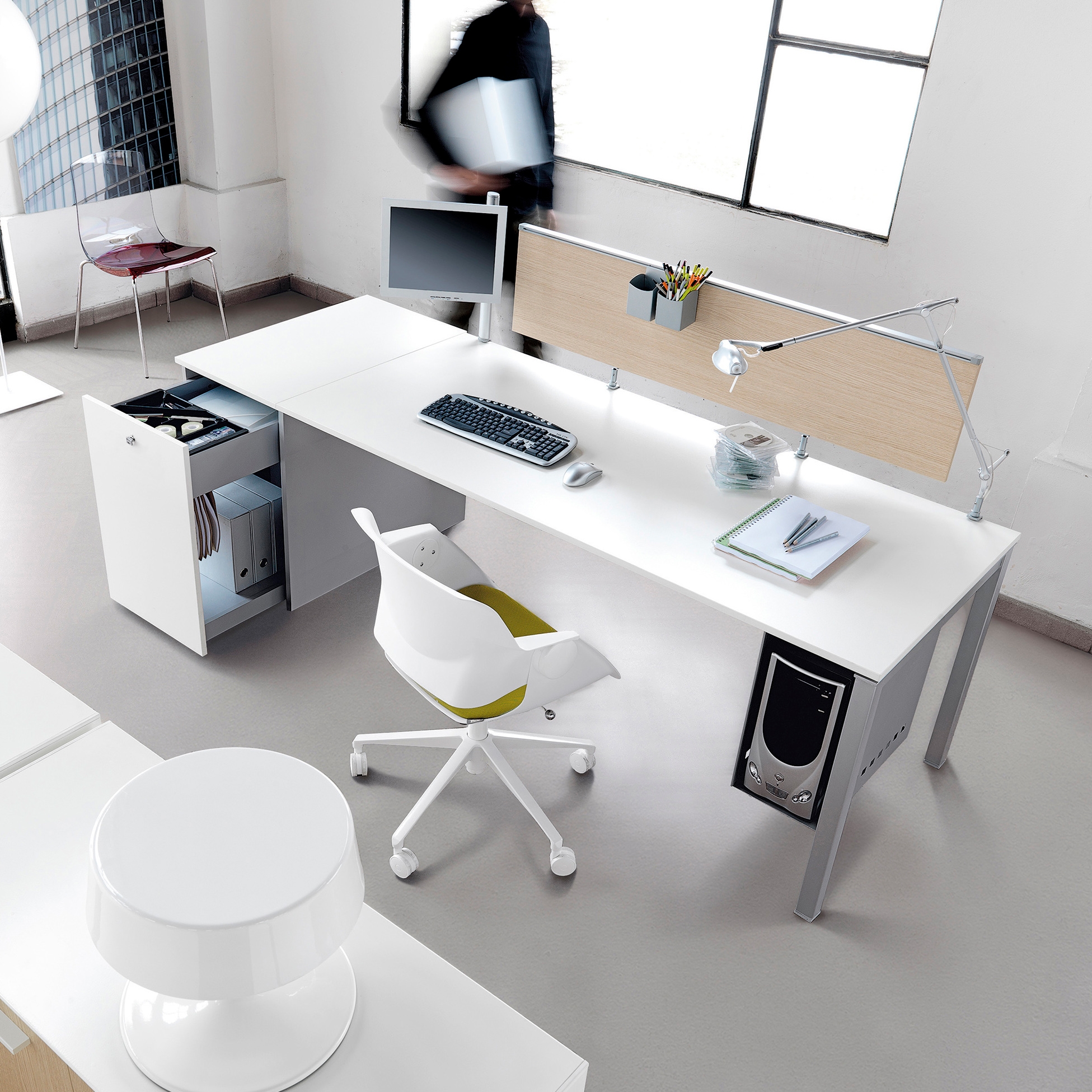 Display product KOSMOS desk from manufacturer IVM