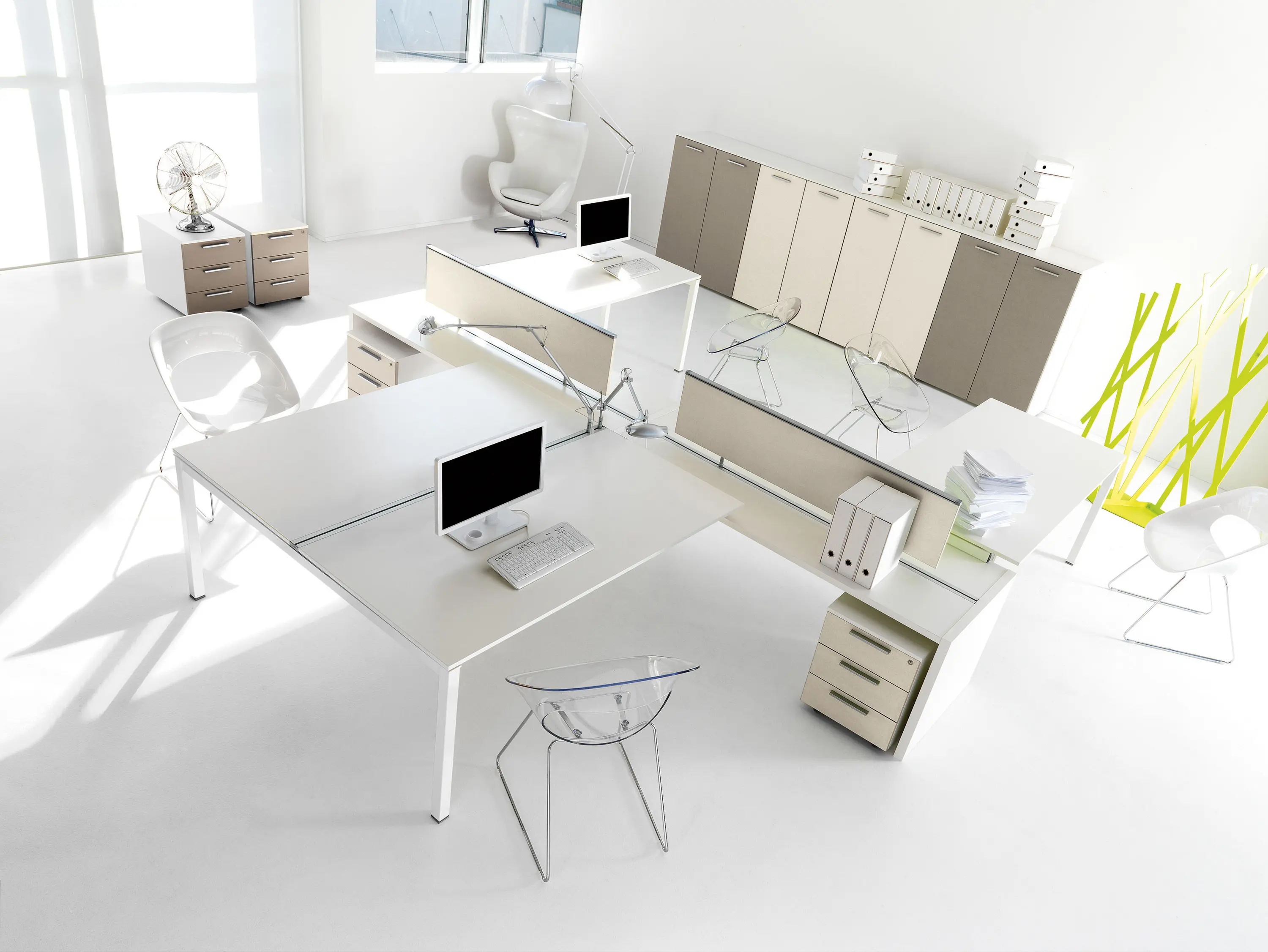 IVM - KOSMOS desk
