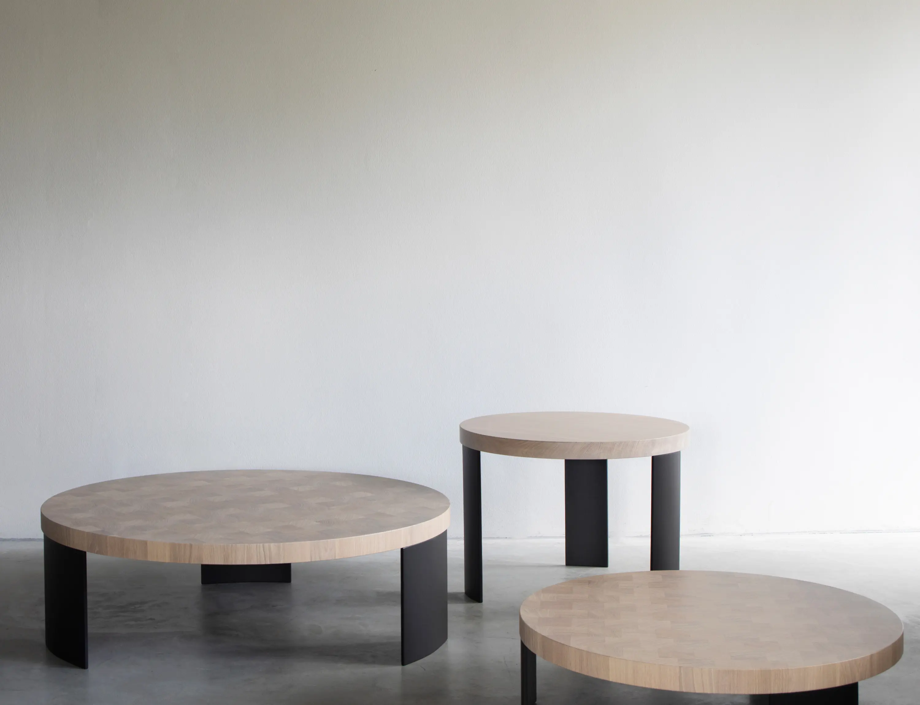 Van Rossum - Dining Table Oval