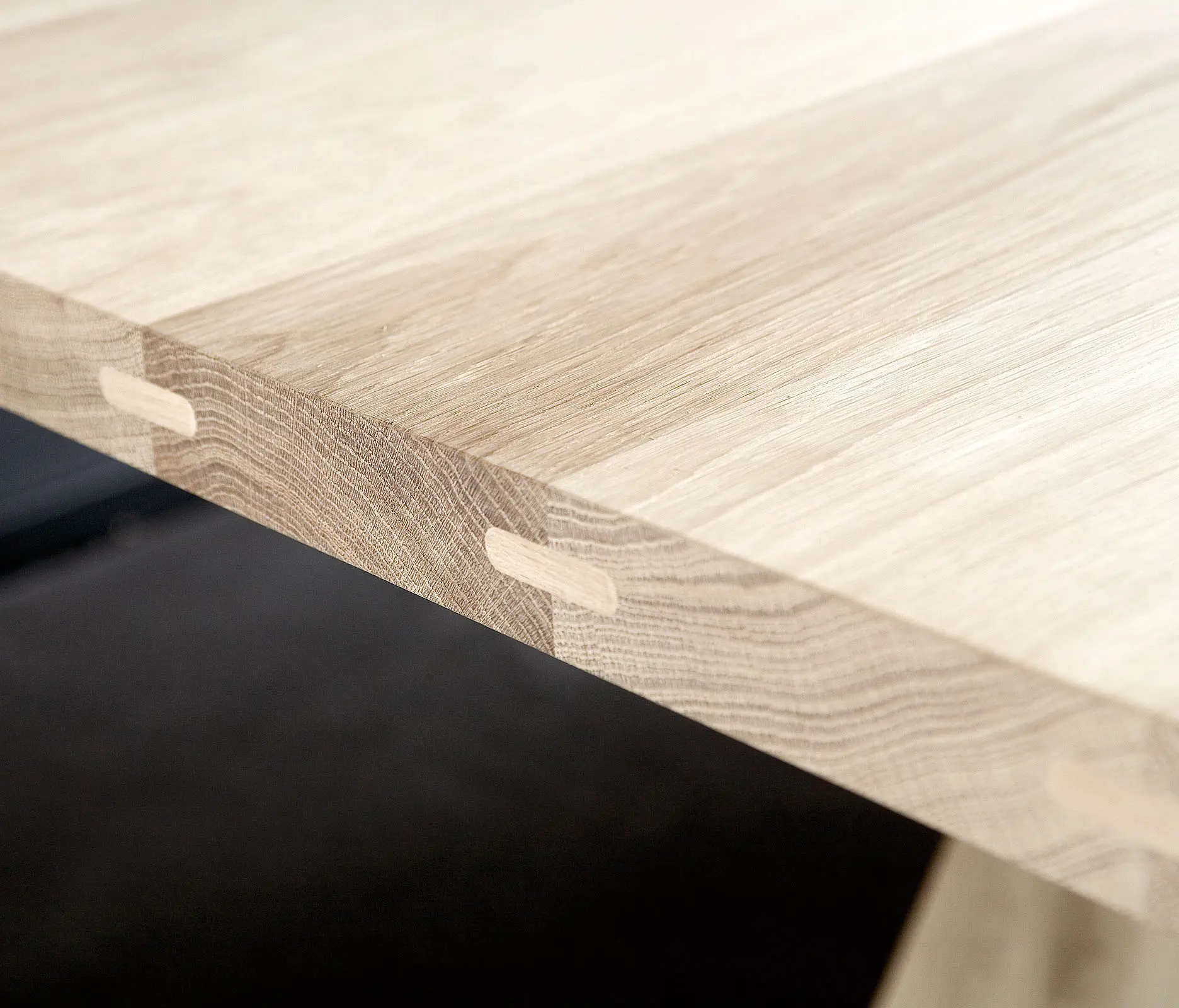 Van Rossum - Lens Dining Table