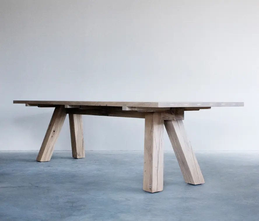 Van Rossum - Lens Dining Table
